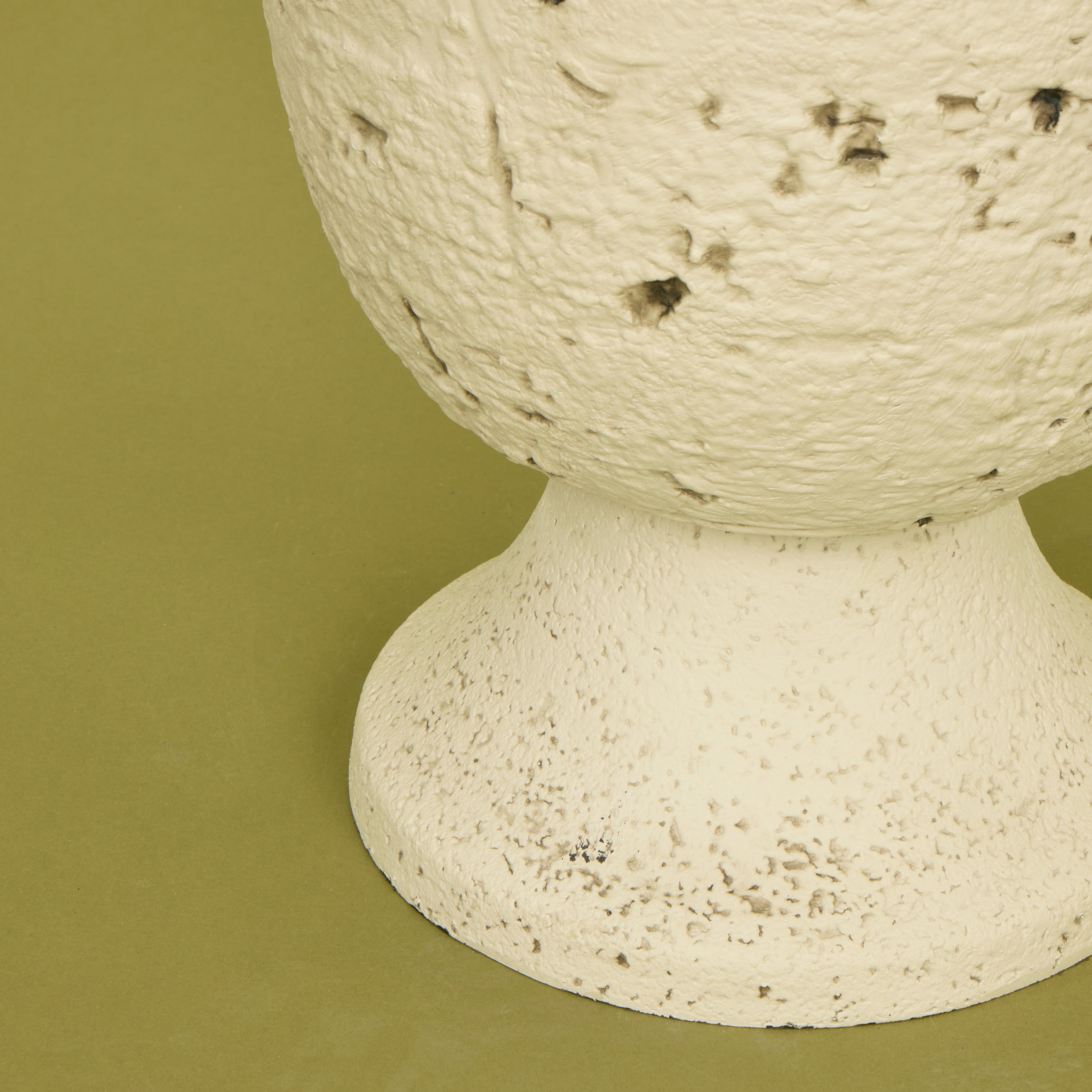 Lightweight Vintage Urn | Cream - 40cm
