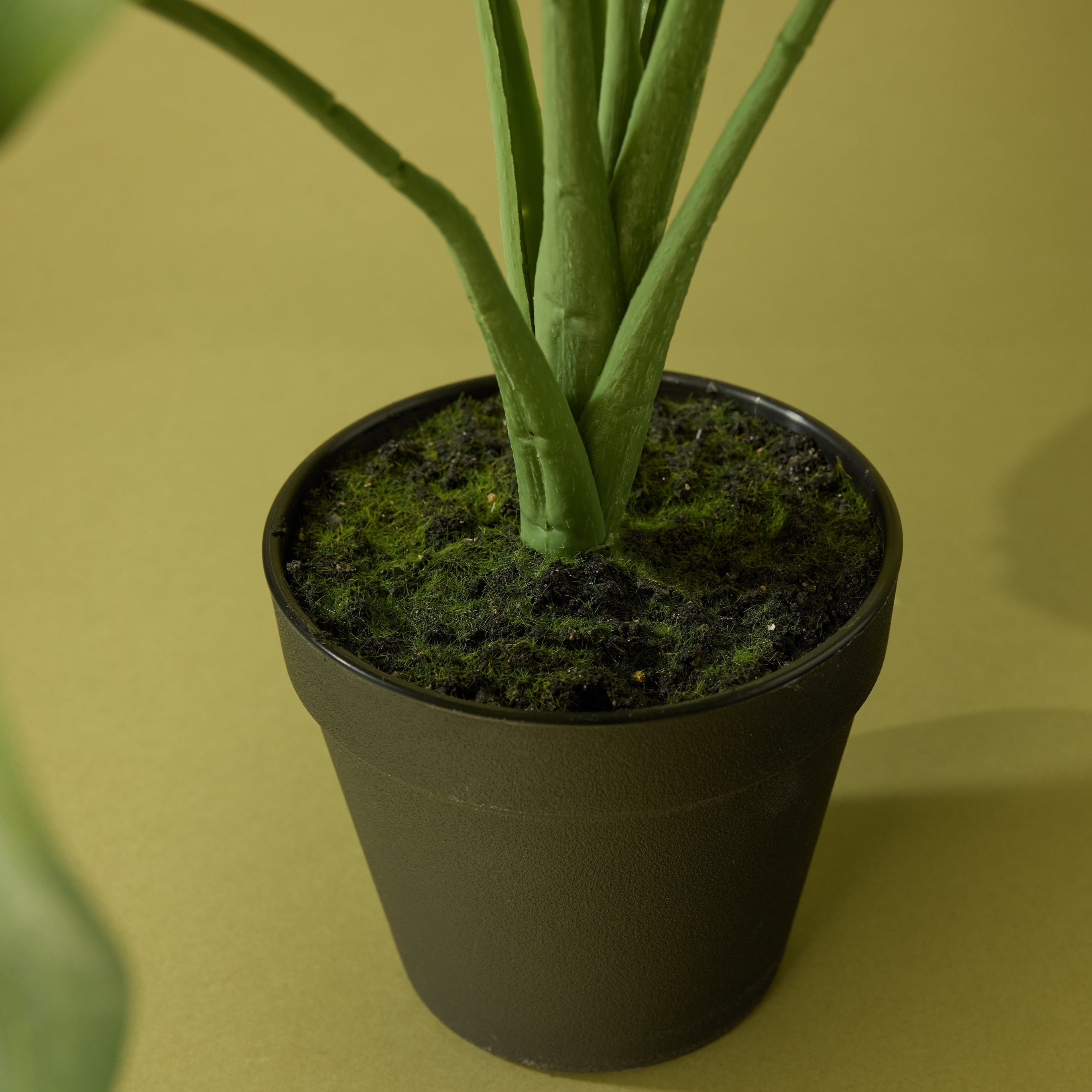 Faux Hosta Plant - Garden Pot | 55cm