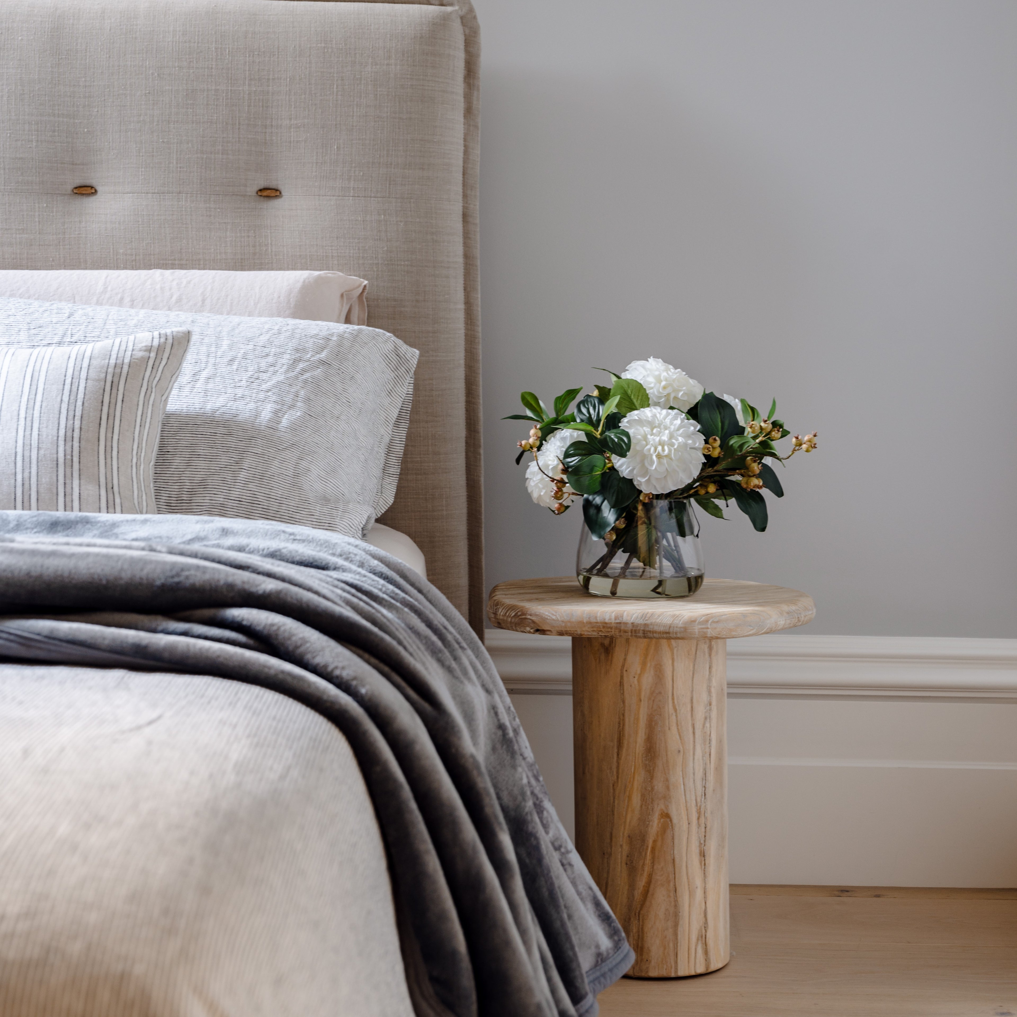 Faux Chrysanthemum Berry Arrangement - Classic Bowl | White - 56cm