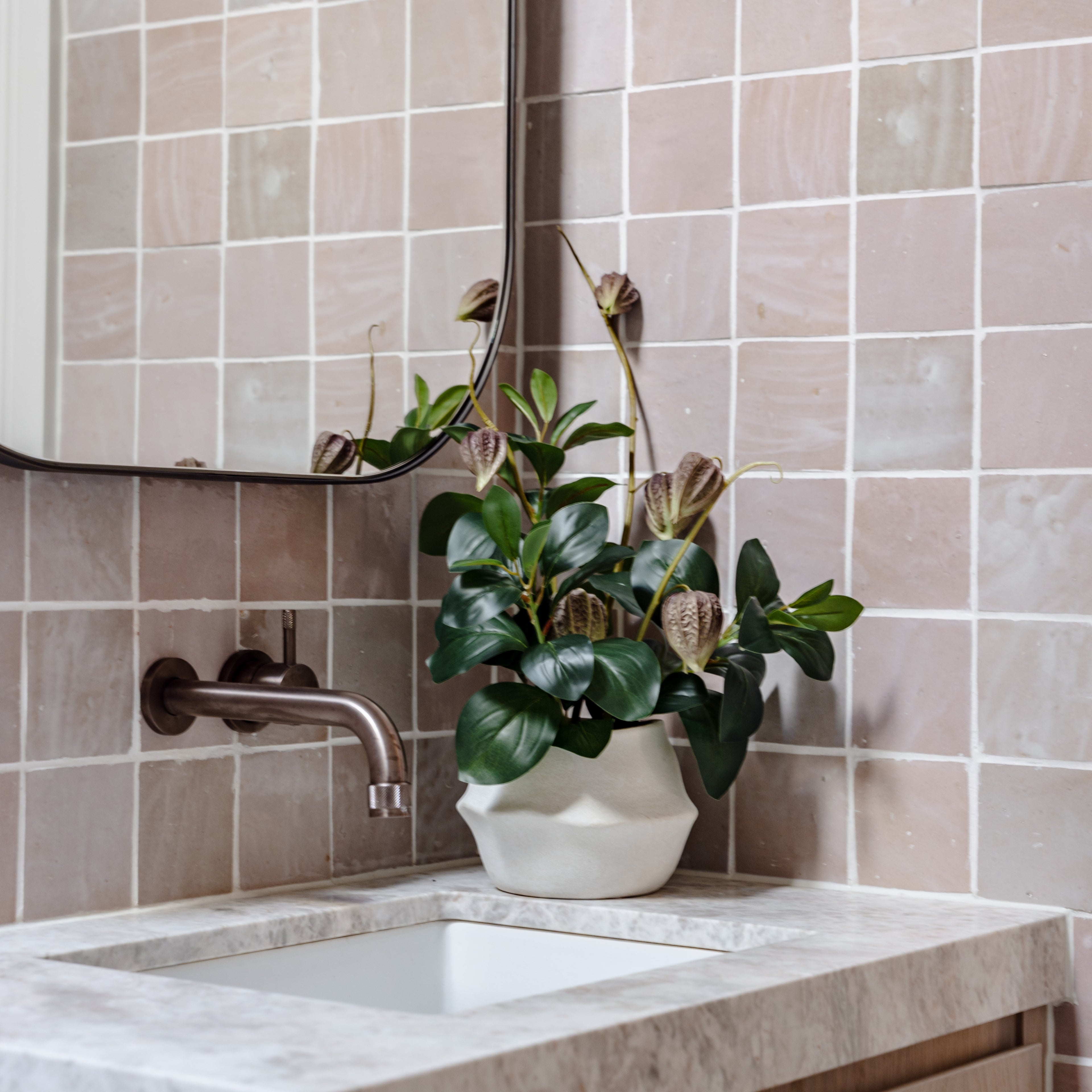 Faux Chinese Lantern Lush Leaf - Maliah Pot Wide | Green - 55cm