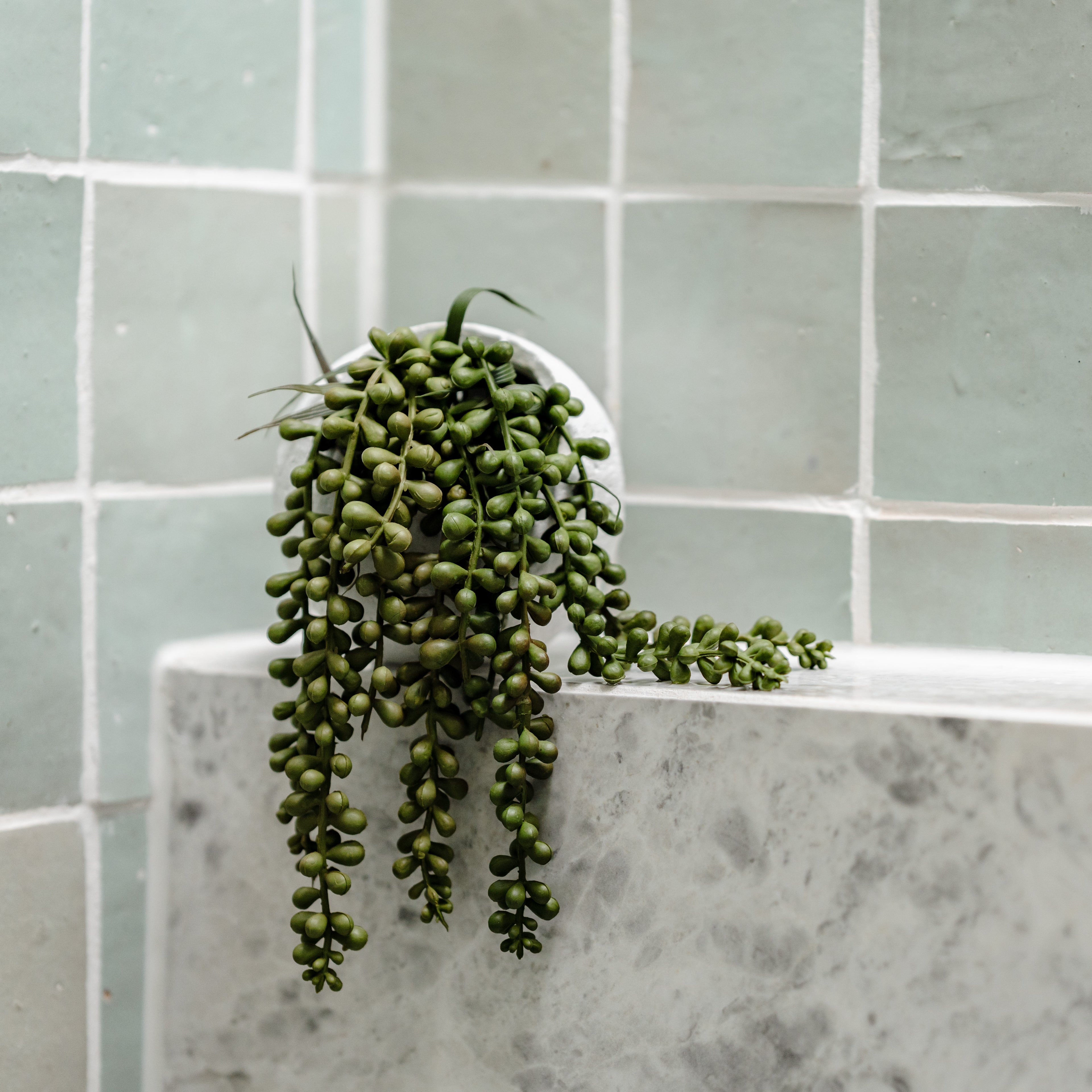 Faux String of Pearls - Ithaca Round Pot | White - 27cm