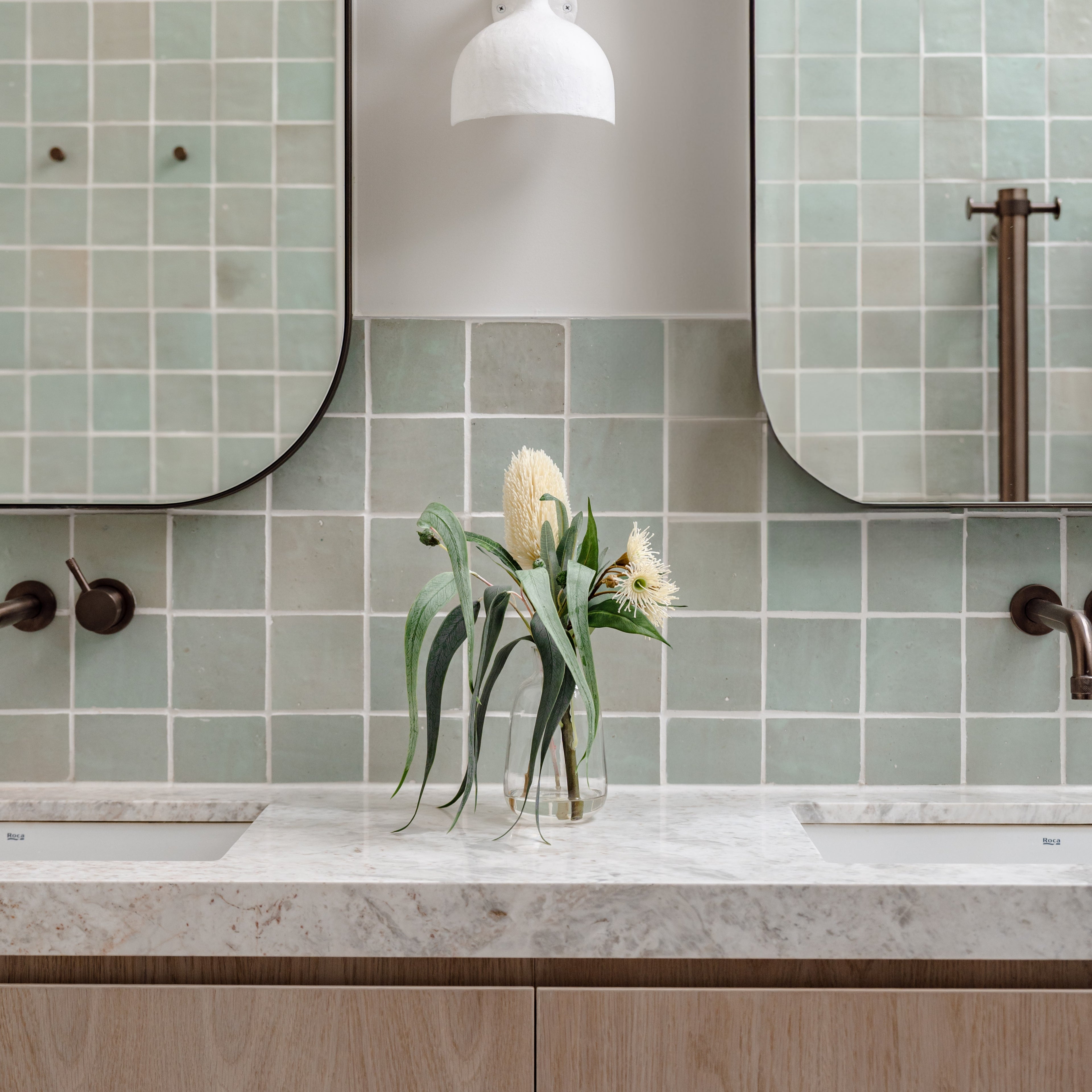 Faux Banksia Eucalyptus Arrangement - Glass Vase | Cream - 38cm