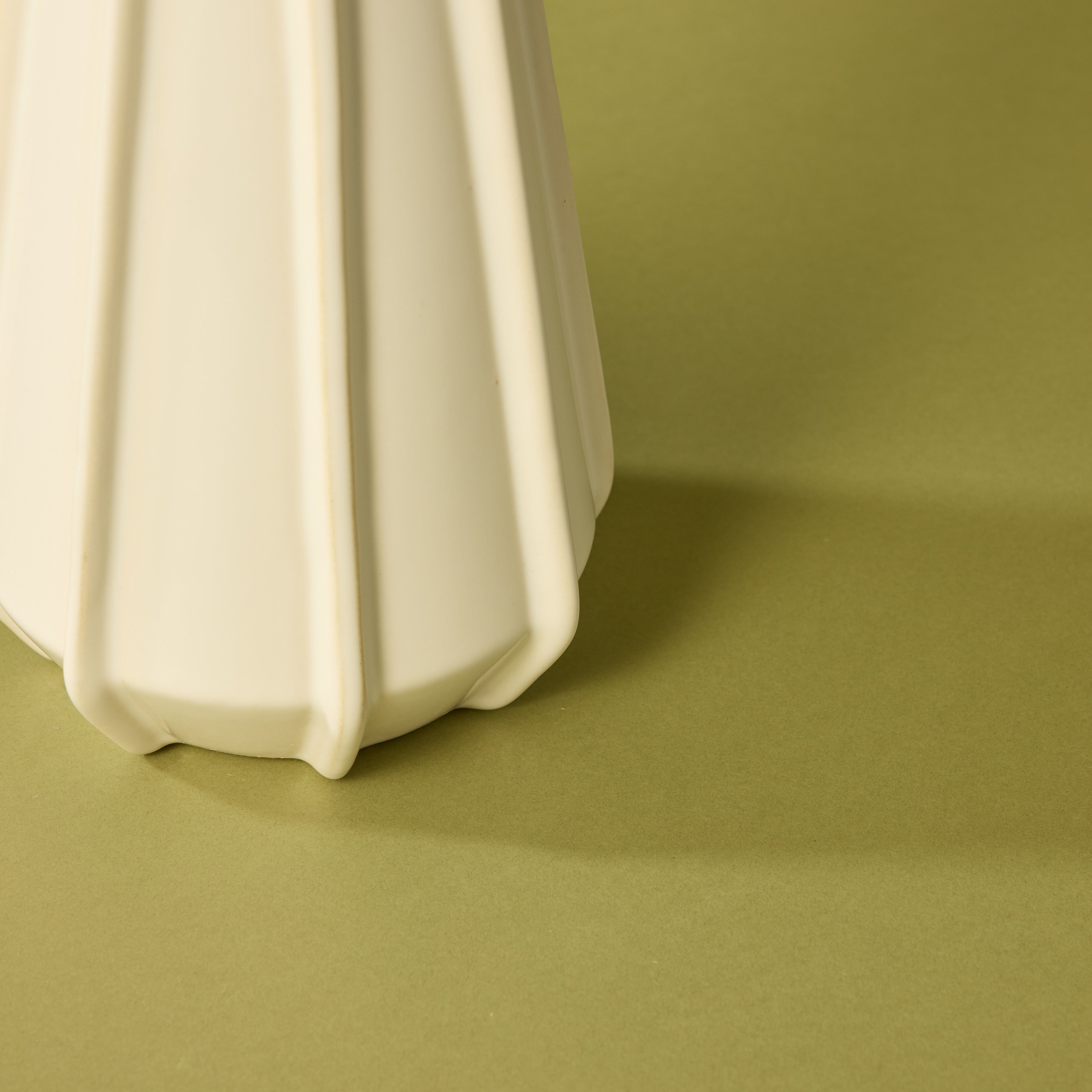 Hester Vase | Cream - 30cm