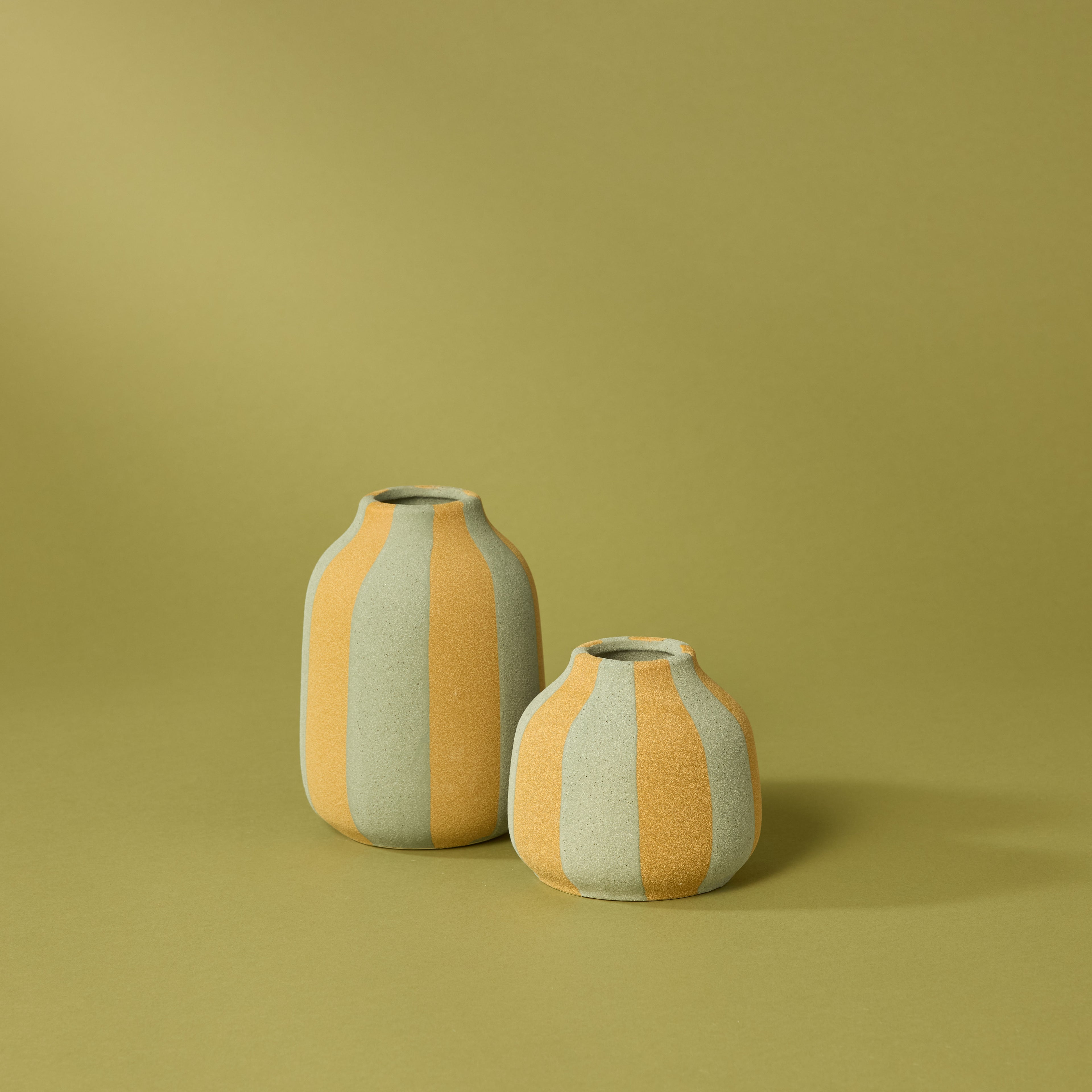 Tanis Ceramic Vase | Brown - 16cm