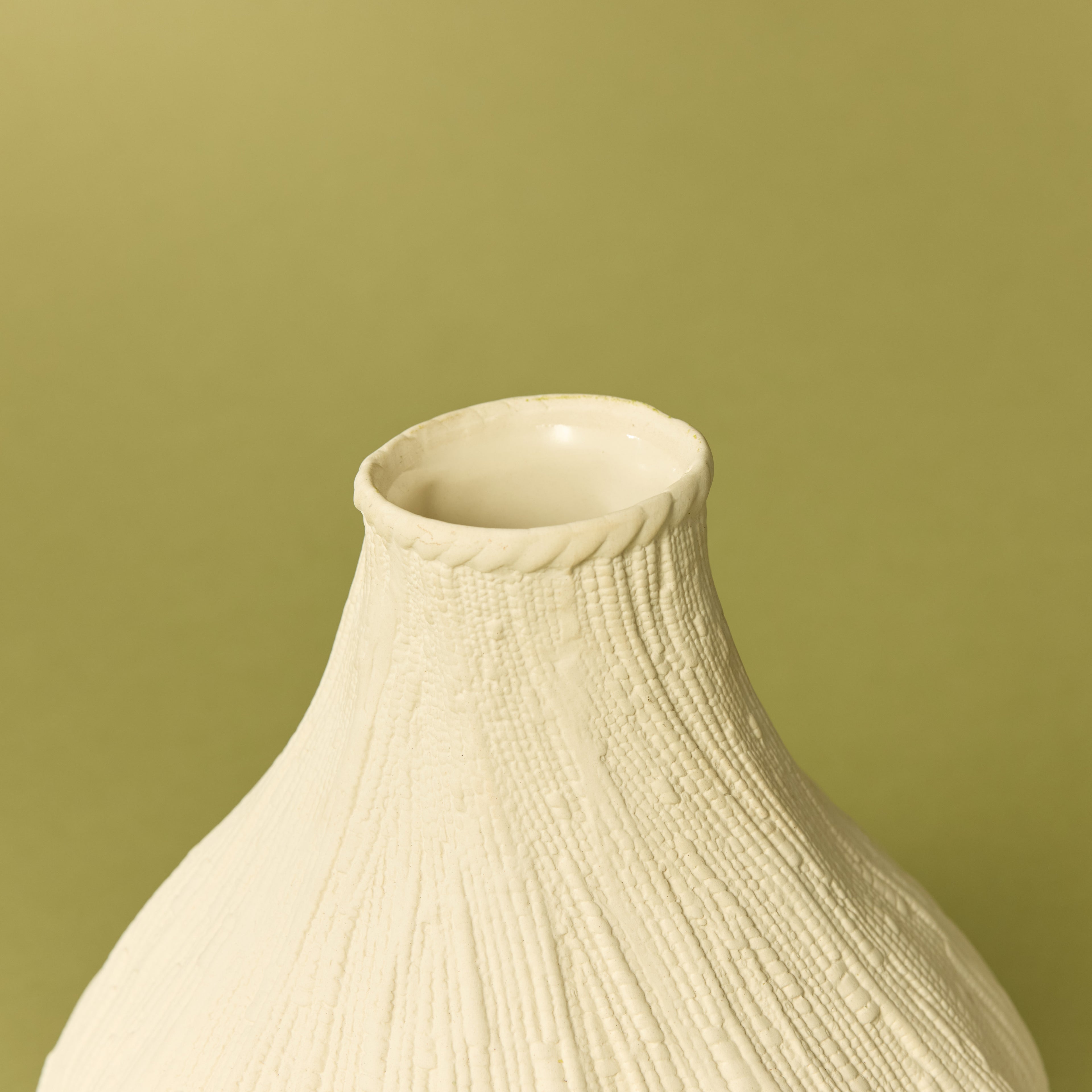 Vanda Orchid 66cm - Eugenia Clay Vase 23cm | Three Birds Set