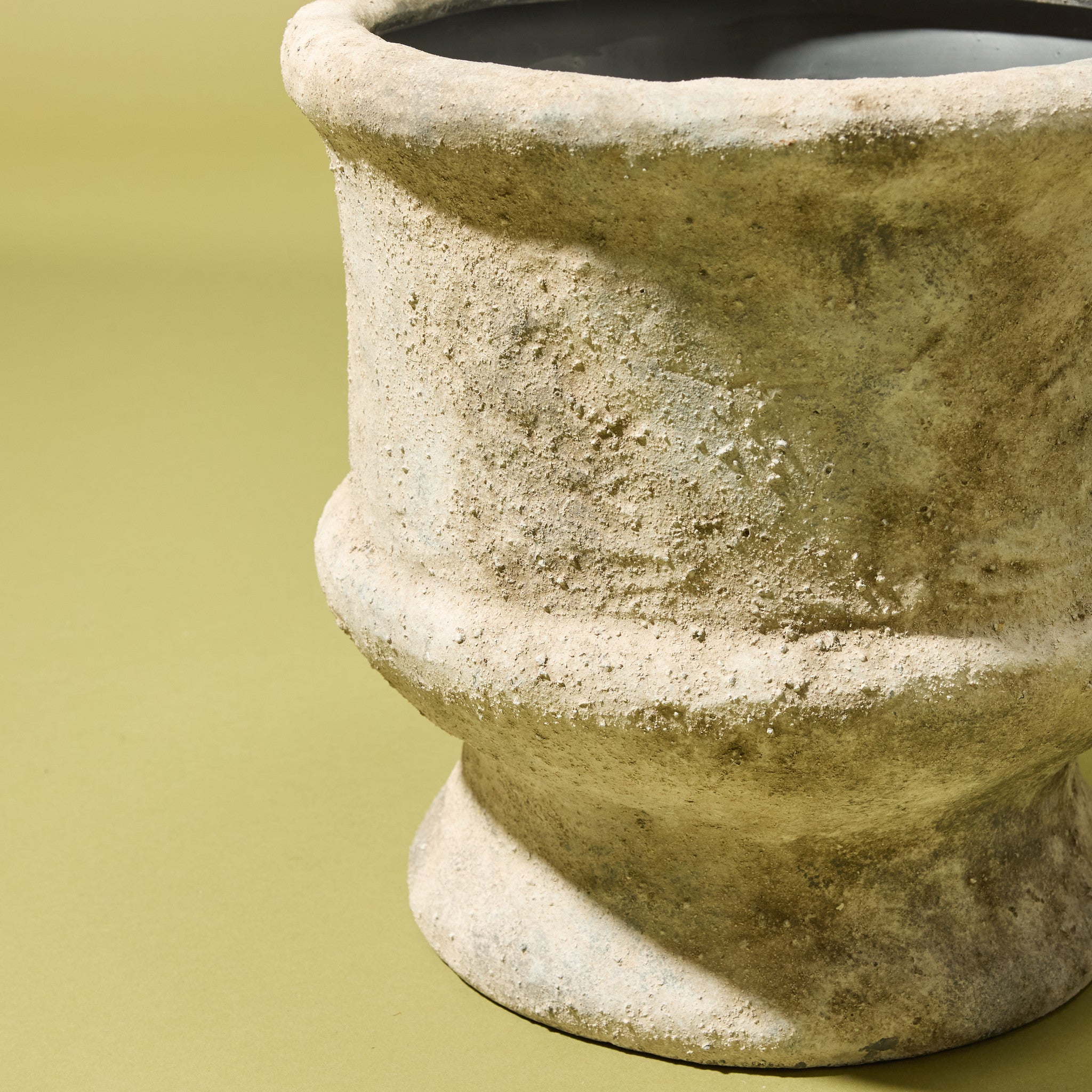 Lille Footed Planter | 31cm