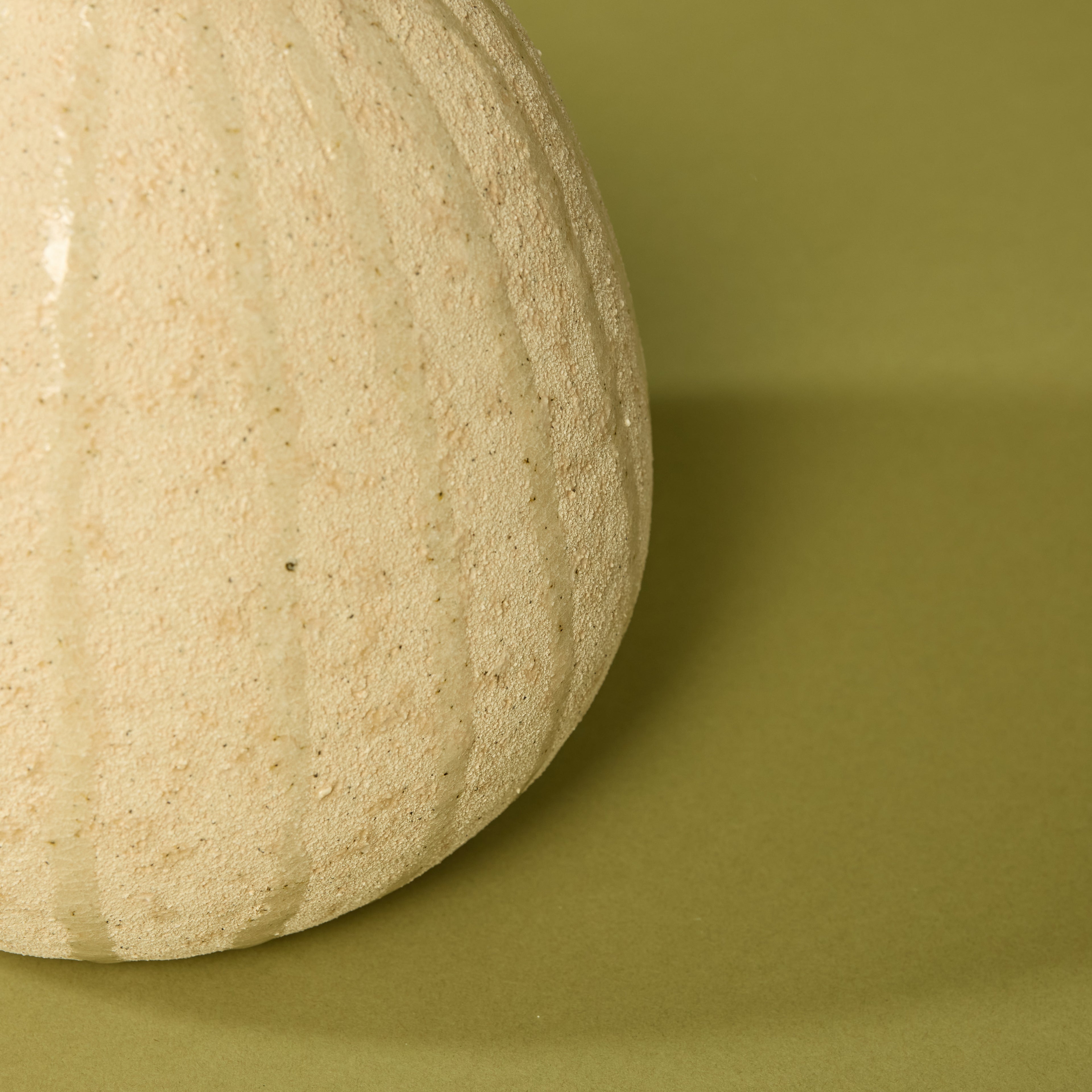 Henry Vase | Beige - 18cm