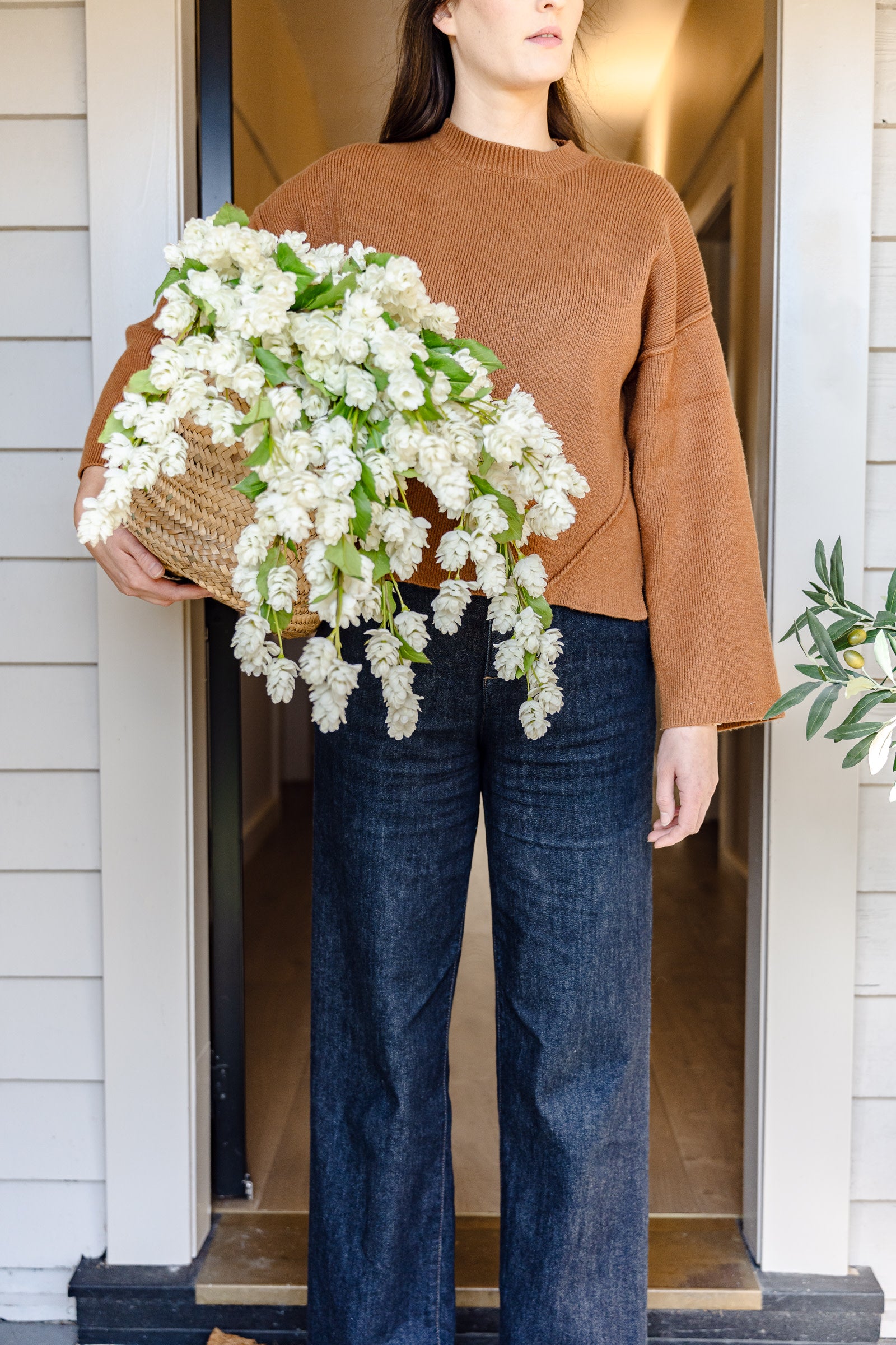 Faux Hops Flower Stem | White - 97cm