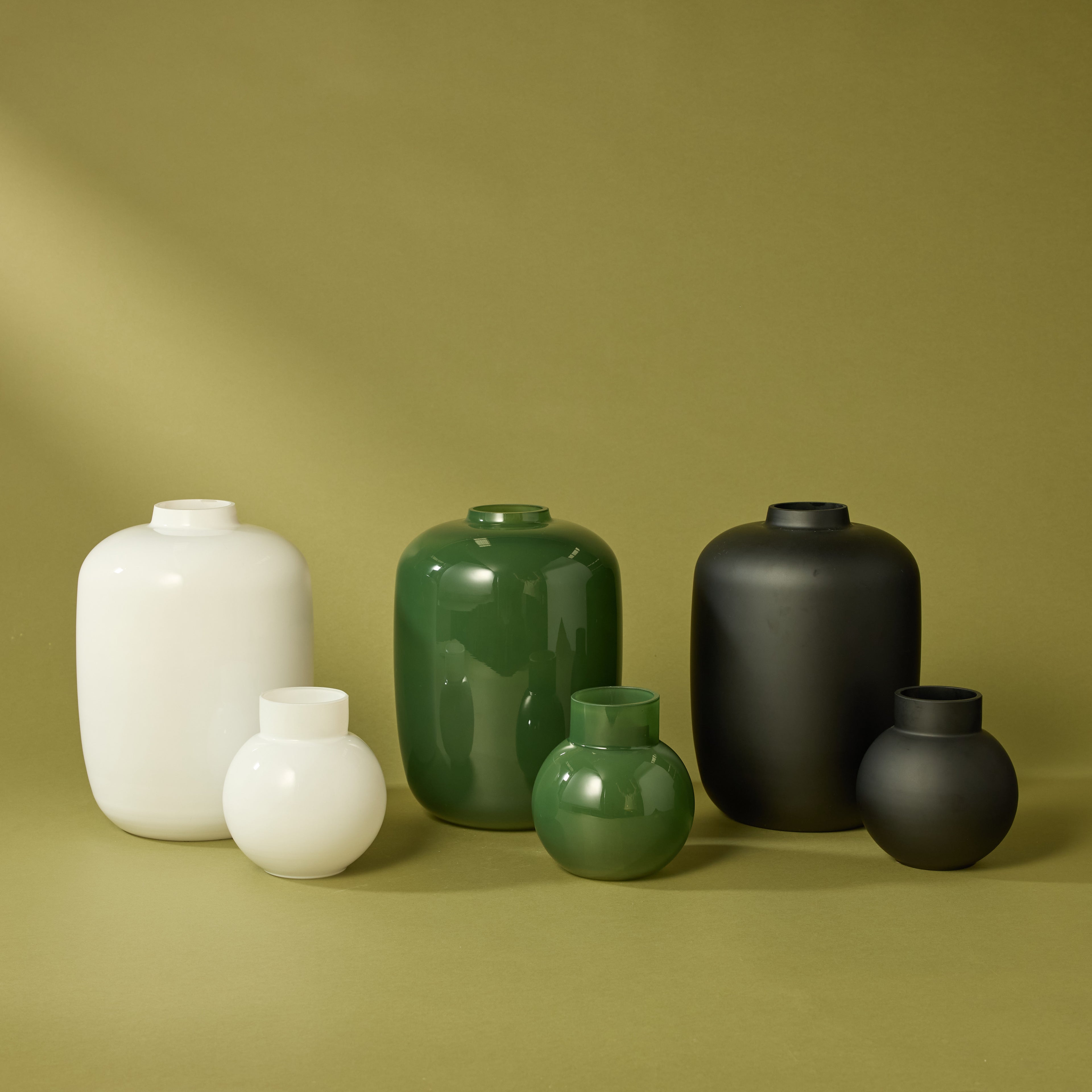 Sophie Vase Round | Green - 14cm