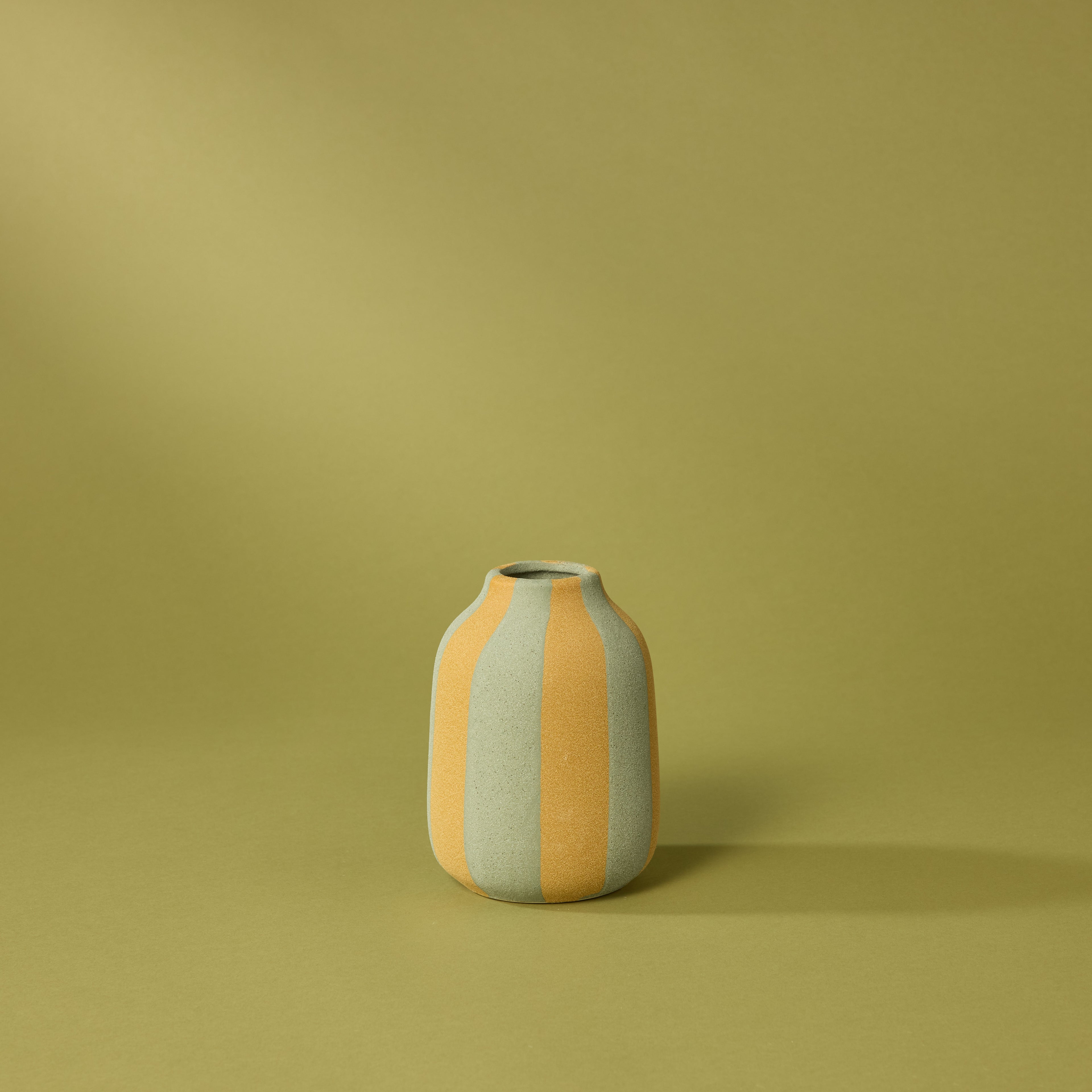 Tanis Ceramic Vase | Brown - 16cm