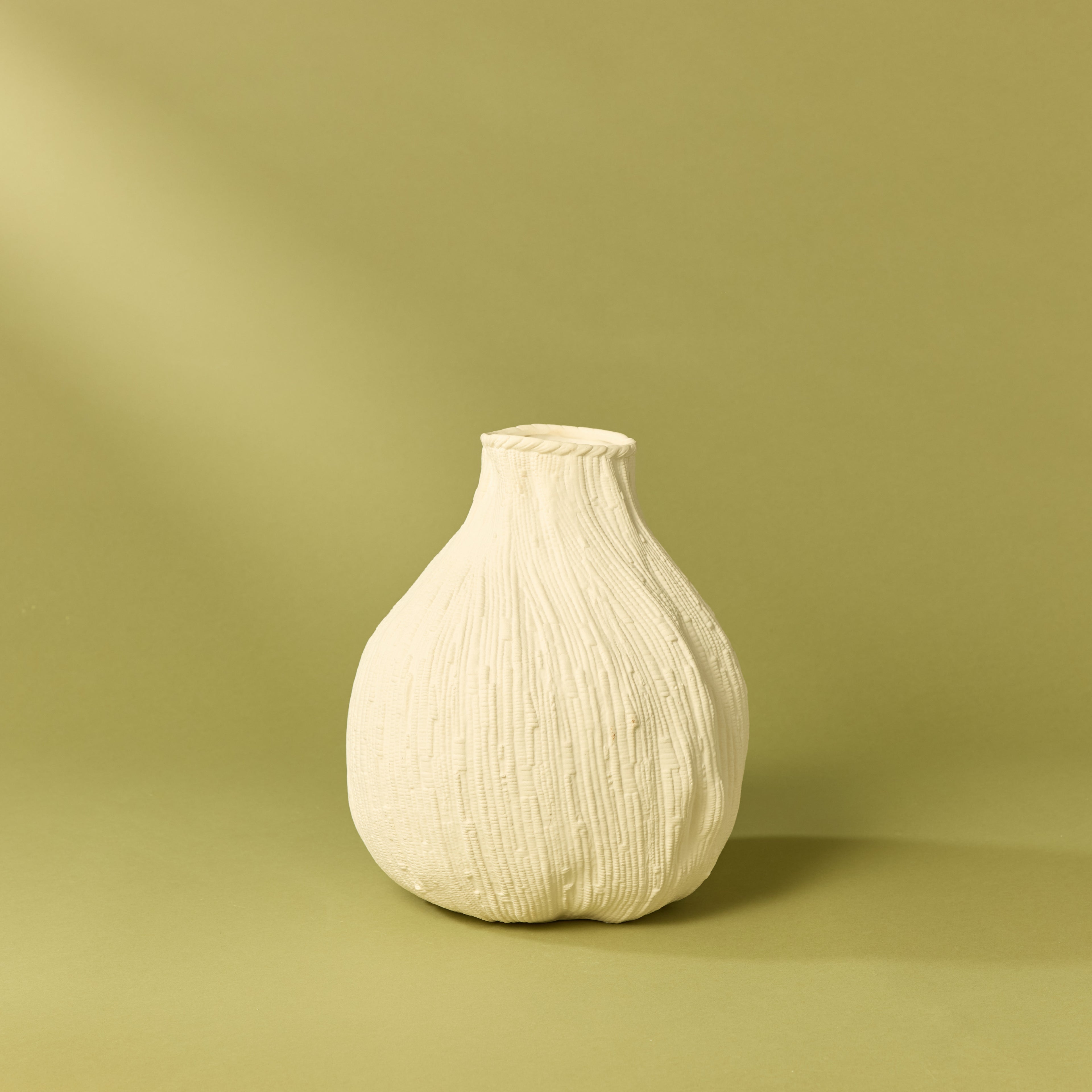 Eugenia Clay Vase | Cream - 32cm
