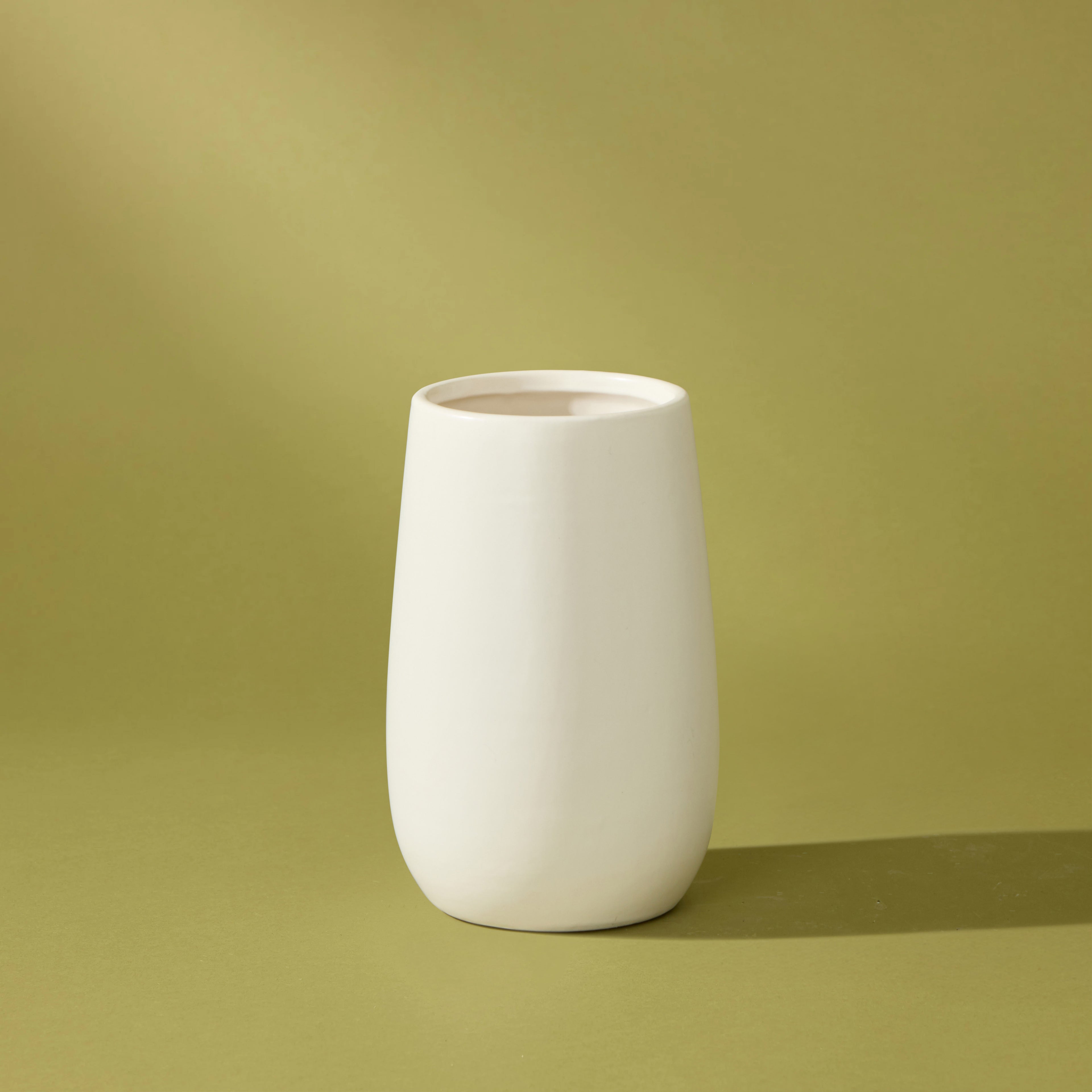 Apollo Vessel | White - 26cm