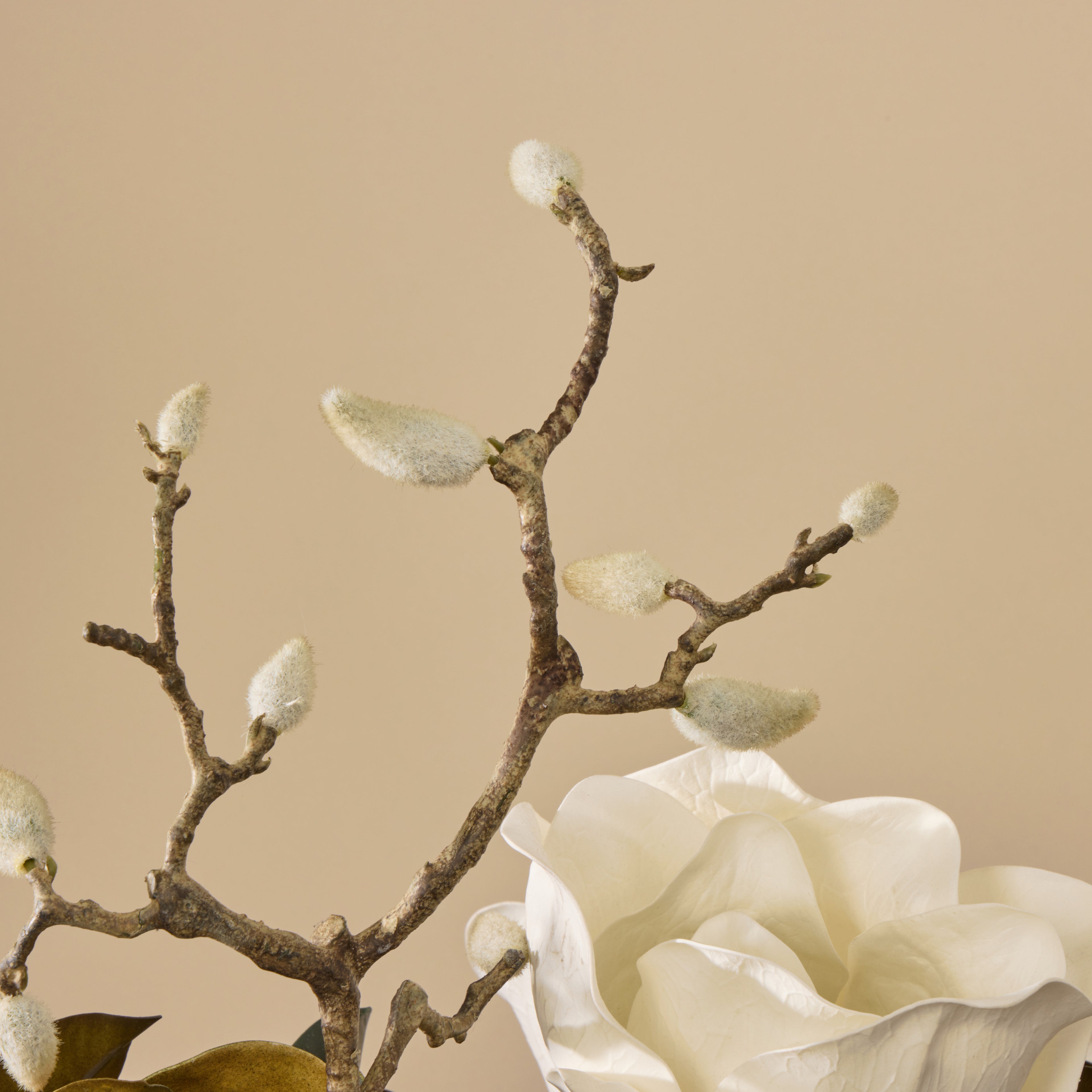 Faux Magnolia Mix - Pali Metal Planter | White - 74cm