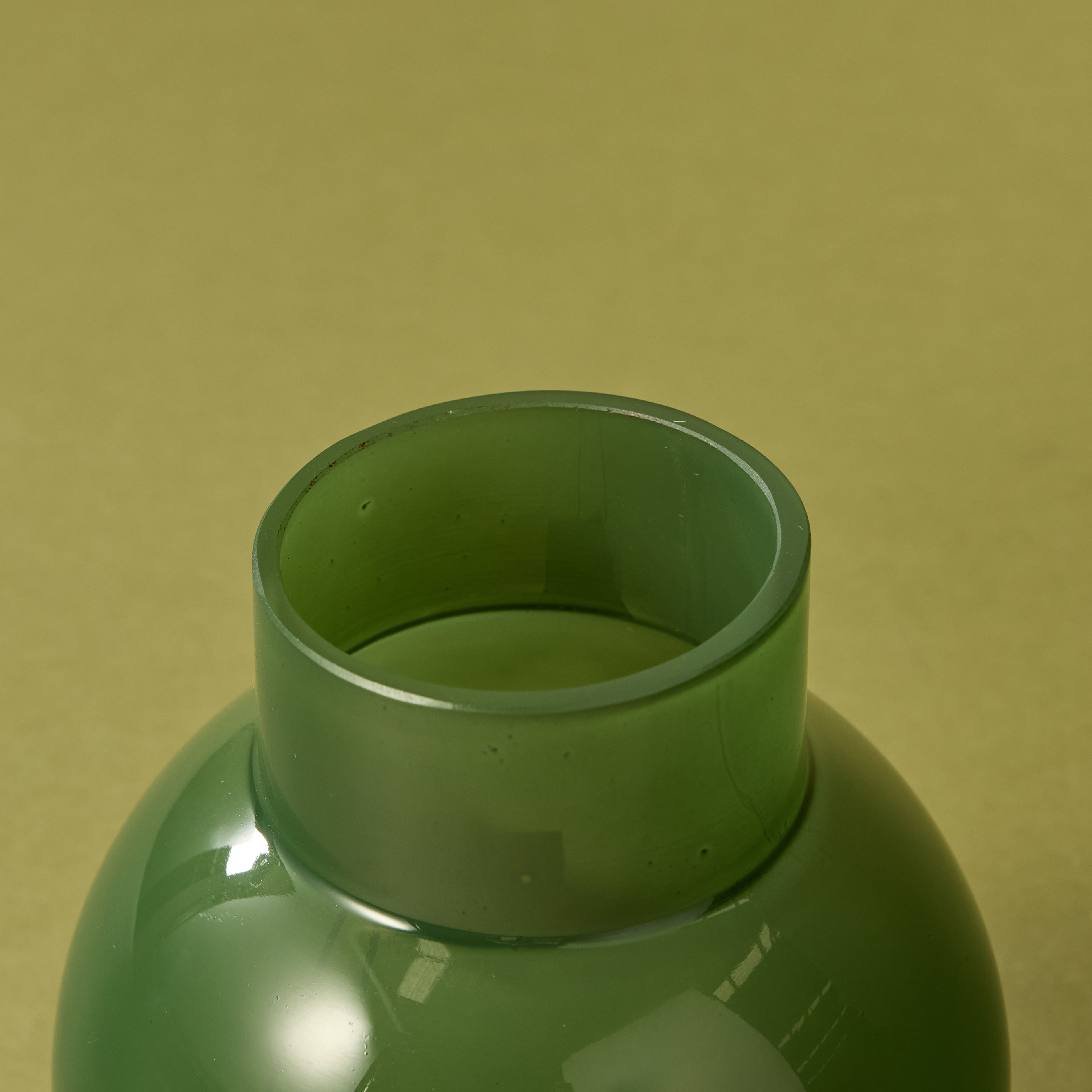 Sophie Vase Round | Green - 14cm