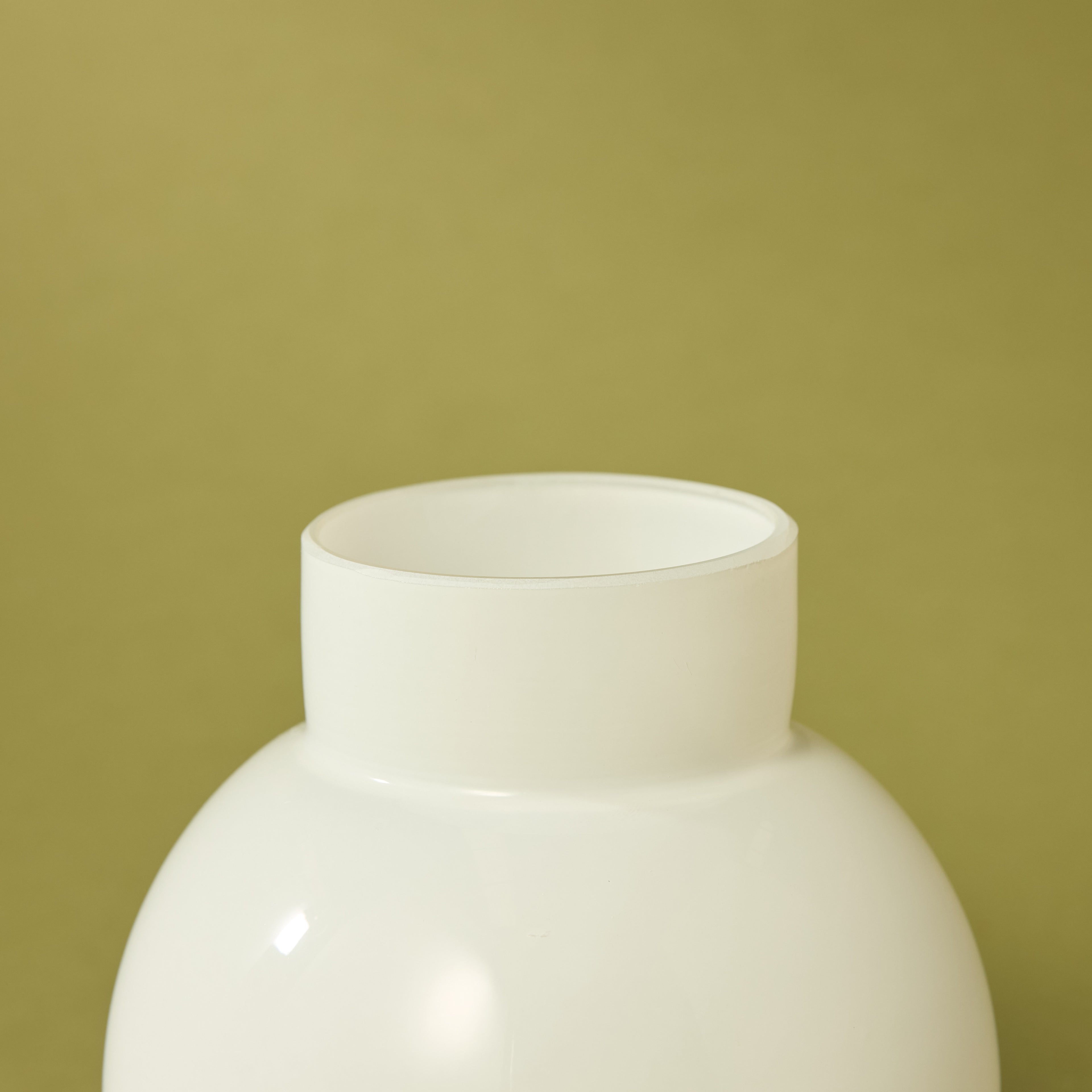 Sophie Vase Round | White - 14cm