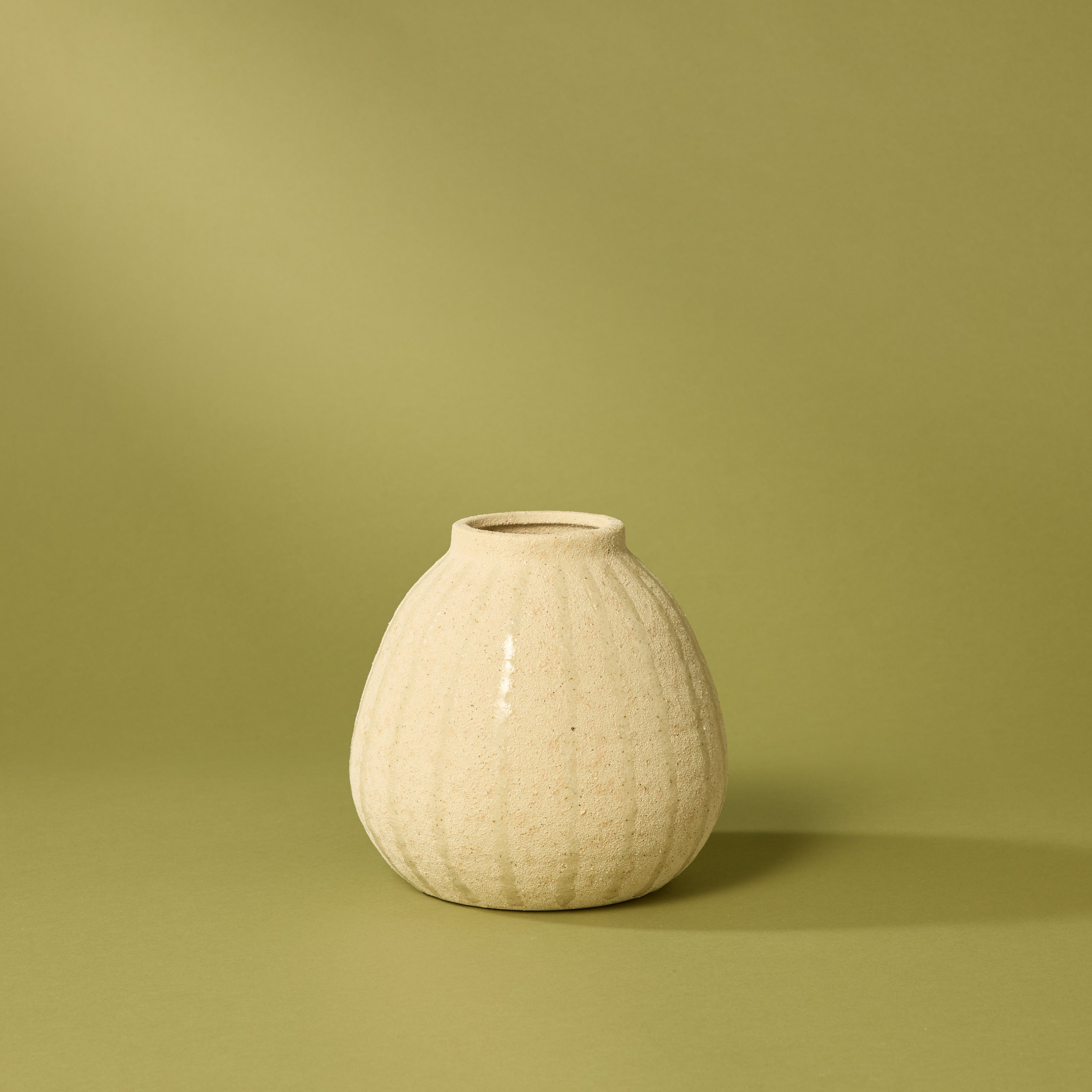 Henry Vase | Beige - 18cm