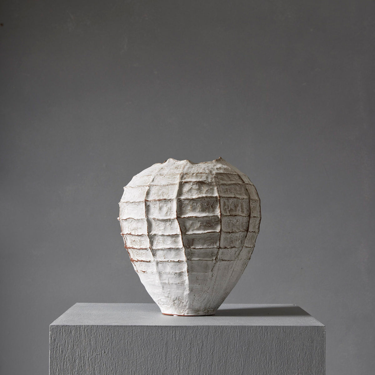 Grand Designs Marlo Vase Off White