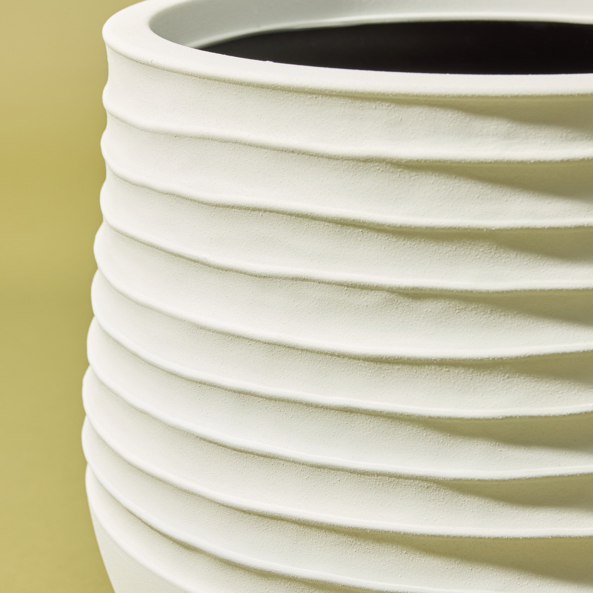 Ryker Stonelite Planter | White - 37cm