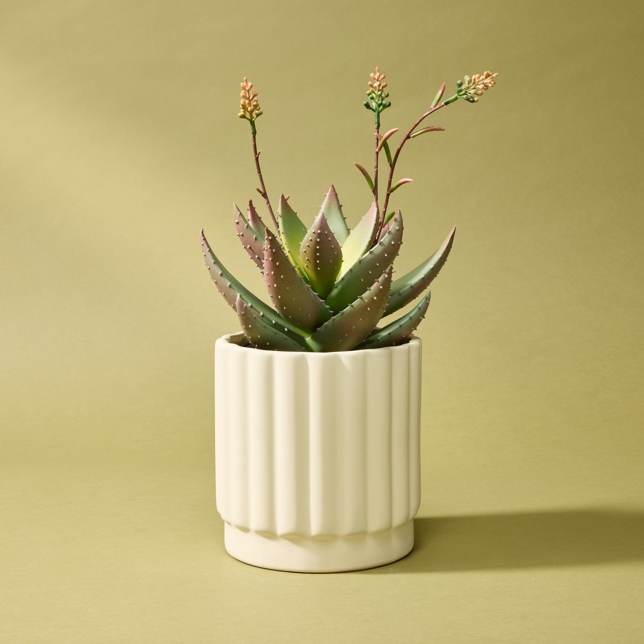 Faux Flowering Aloe - Garden Pot | 37cm