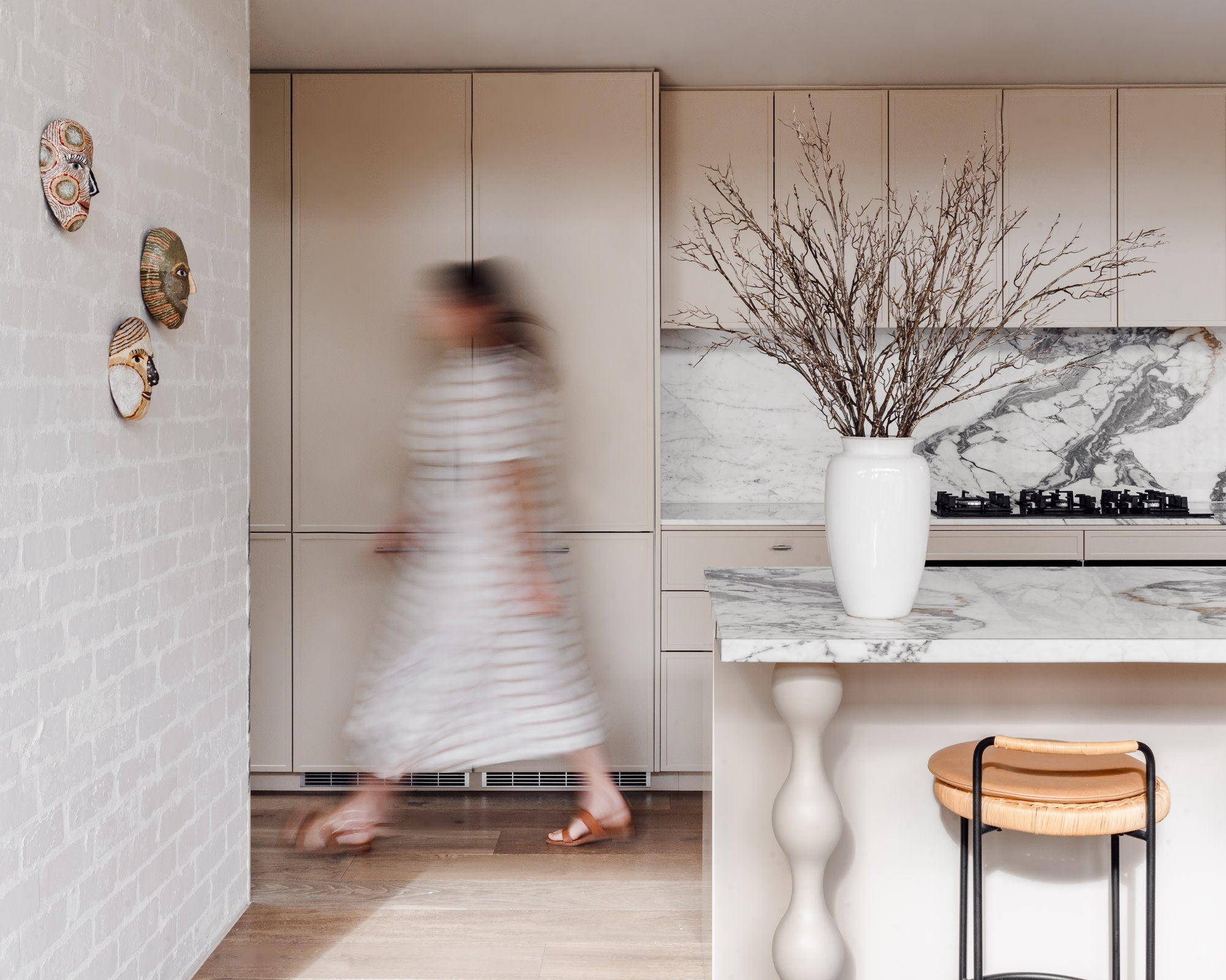 Ceramic Provincial Gloss Vessel | White - 34cm