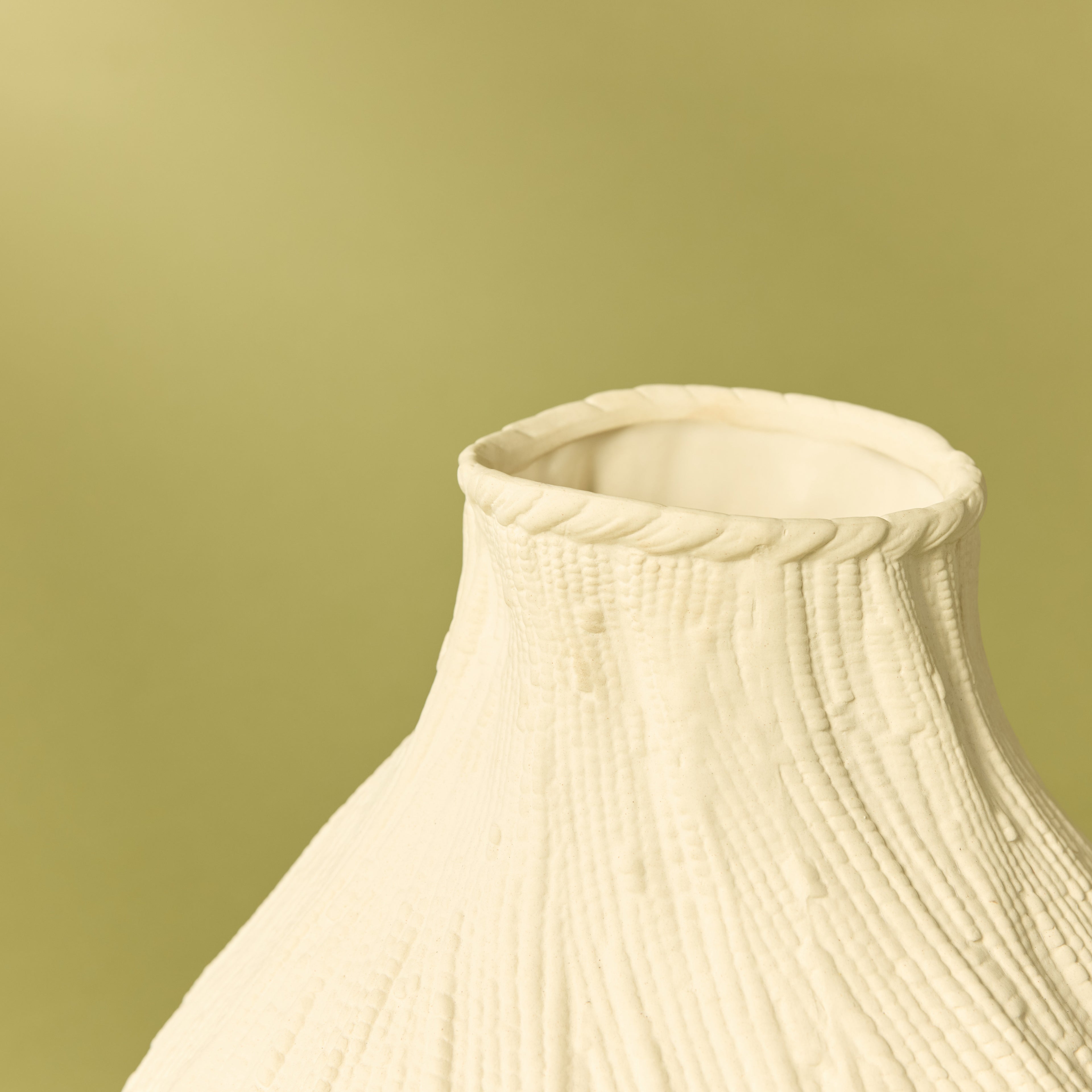 Eugenia Clay Vase | Cream - 32cm