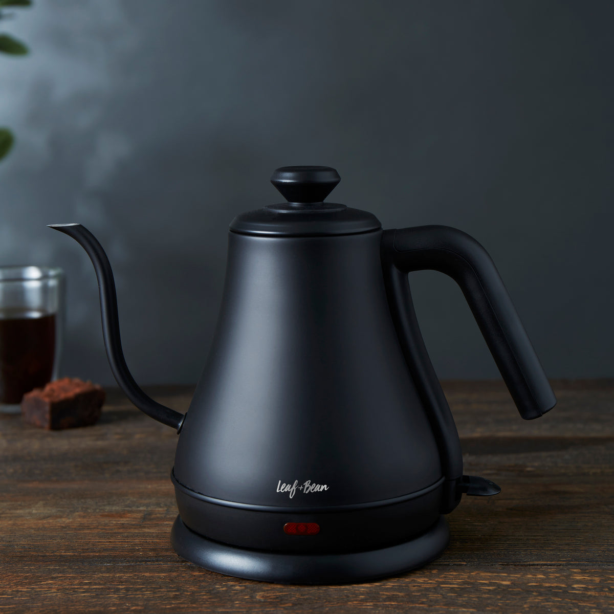 Leaf & Bean Electric Goose Neck Kettle Black