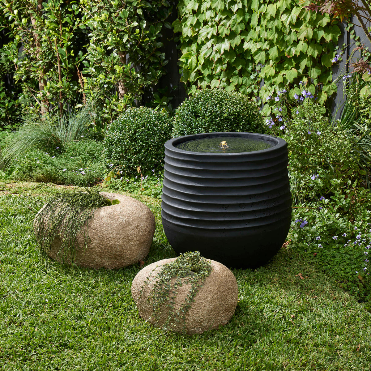 Rogue Pebble Pot Natural