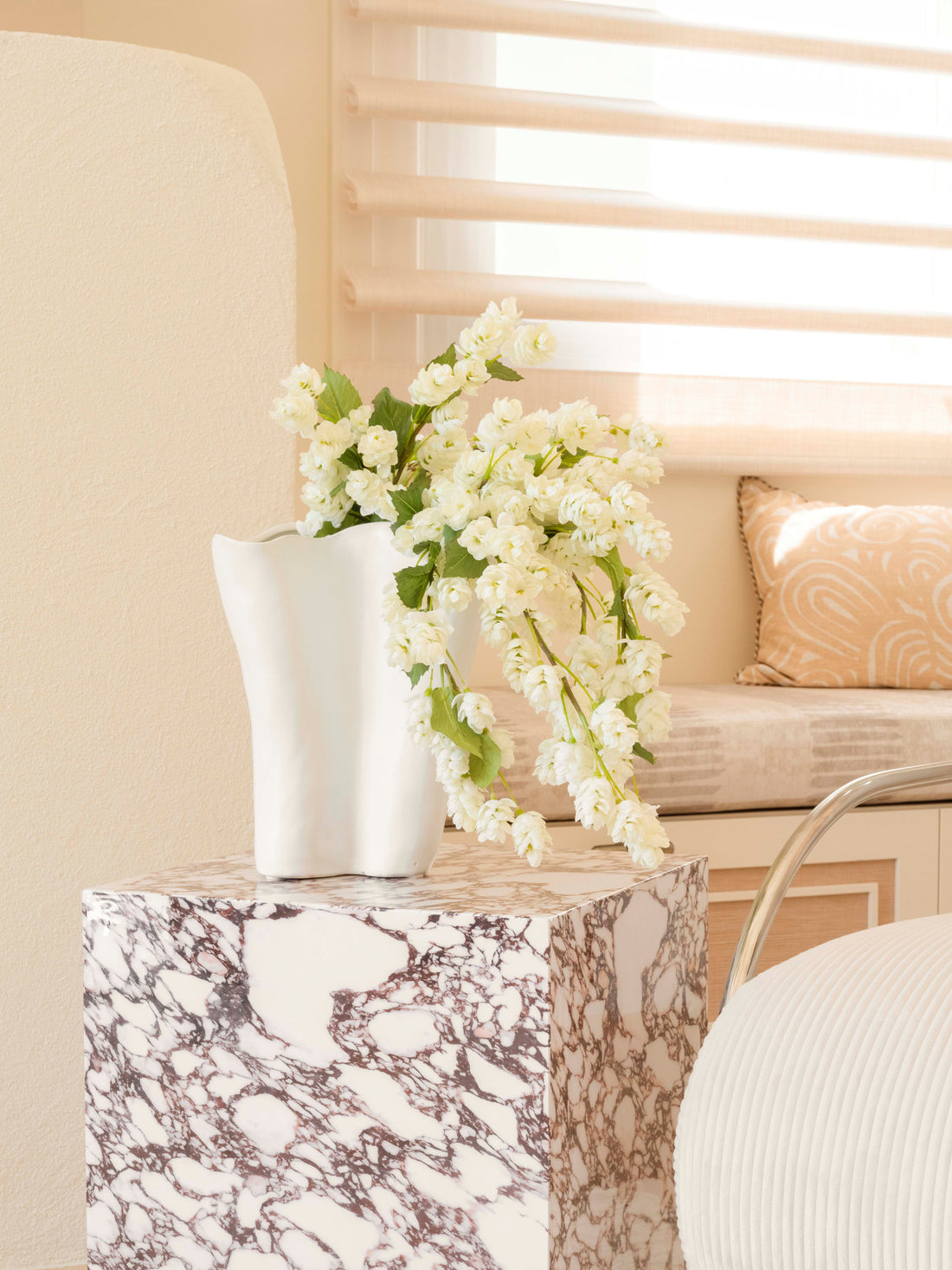 Hops Flower Stem - Bedford Vase 23cm | Three Birds Set