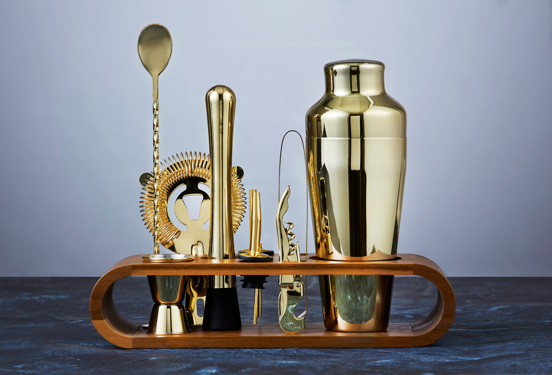 Davis &amp; Waddell Bar Set with Acacia Stand Gold