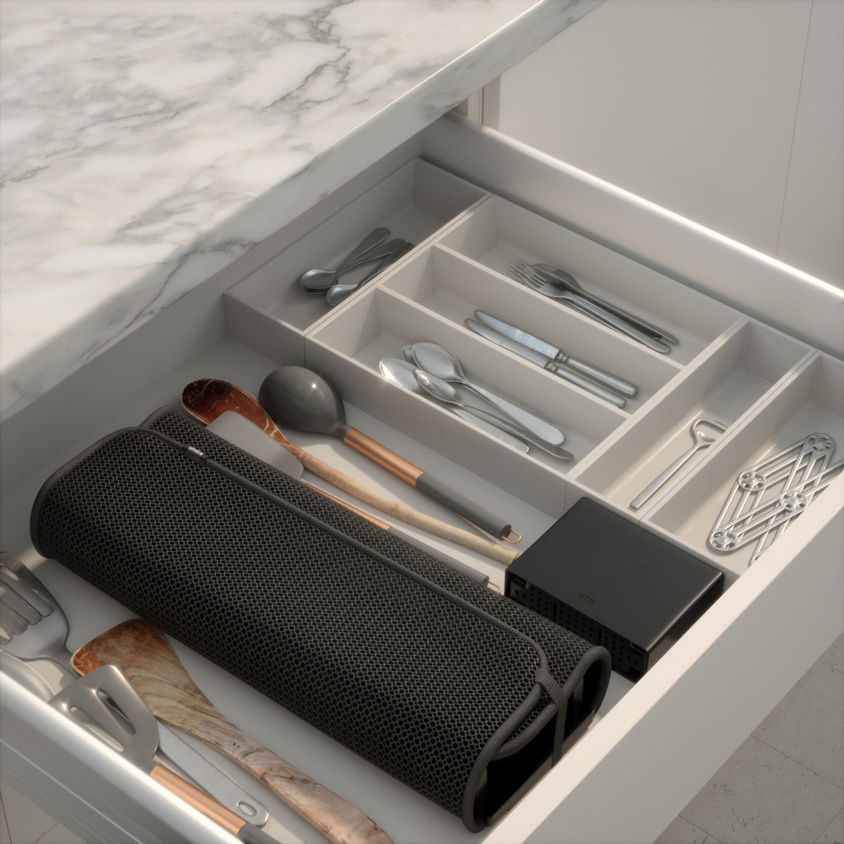 Umbra Udry Ultra Drying Rack with Mat Black