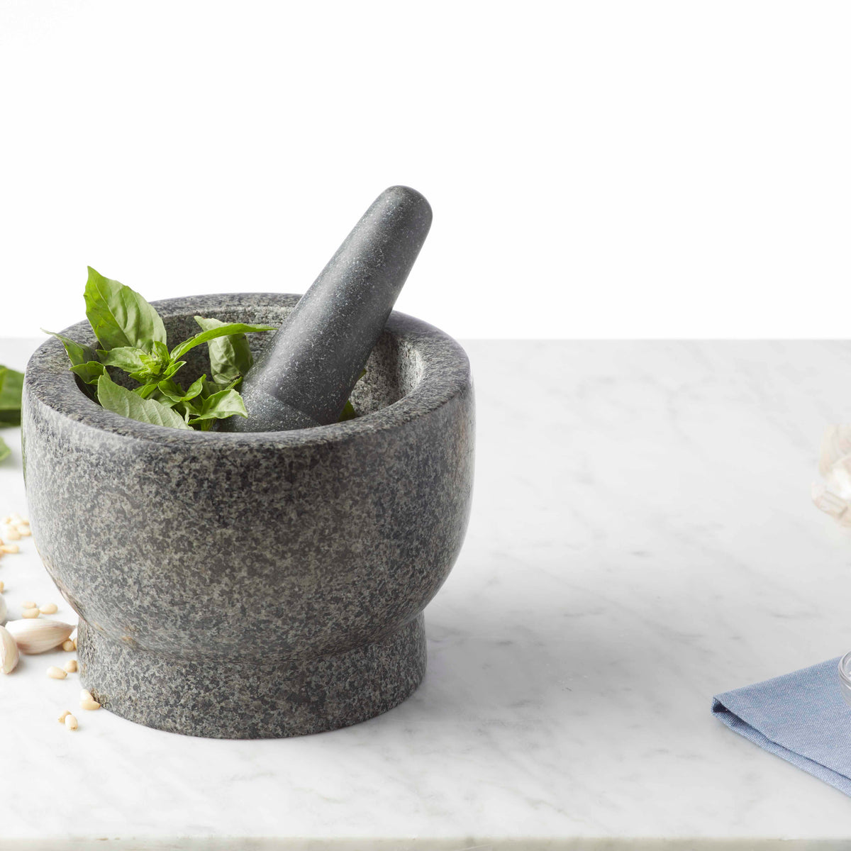 Davis &amp; Waddell Traditional Granite Mortar &amp; Pestle Grey