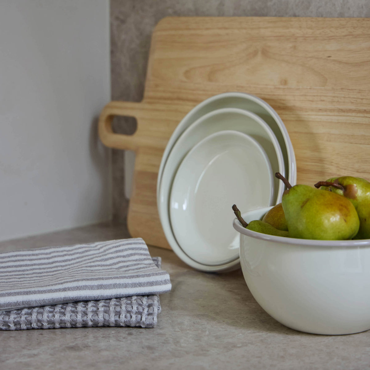 Davis &amp; Waddell Daylesford Enamel Pie Dish Round 3pcs Set Cream