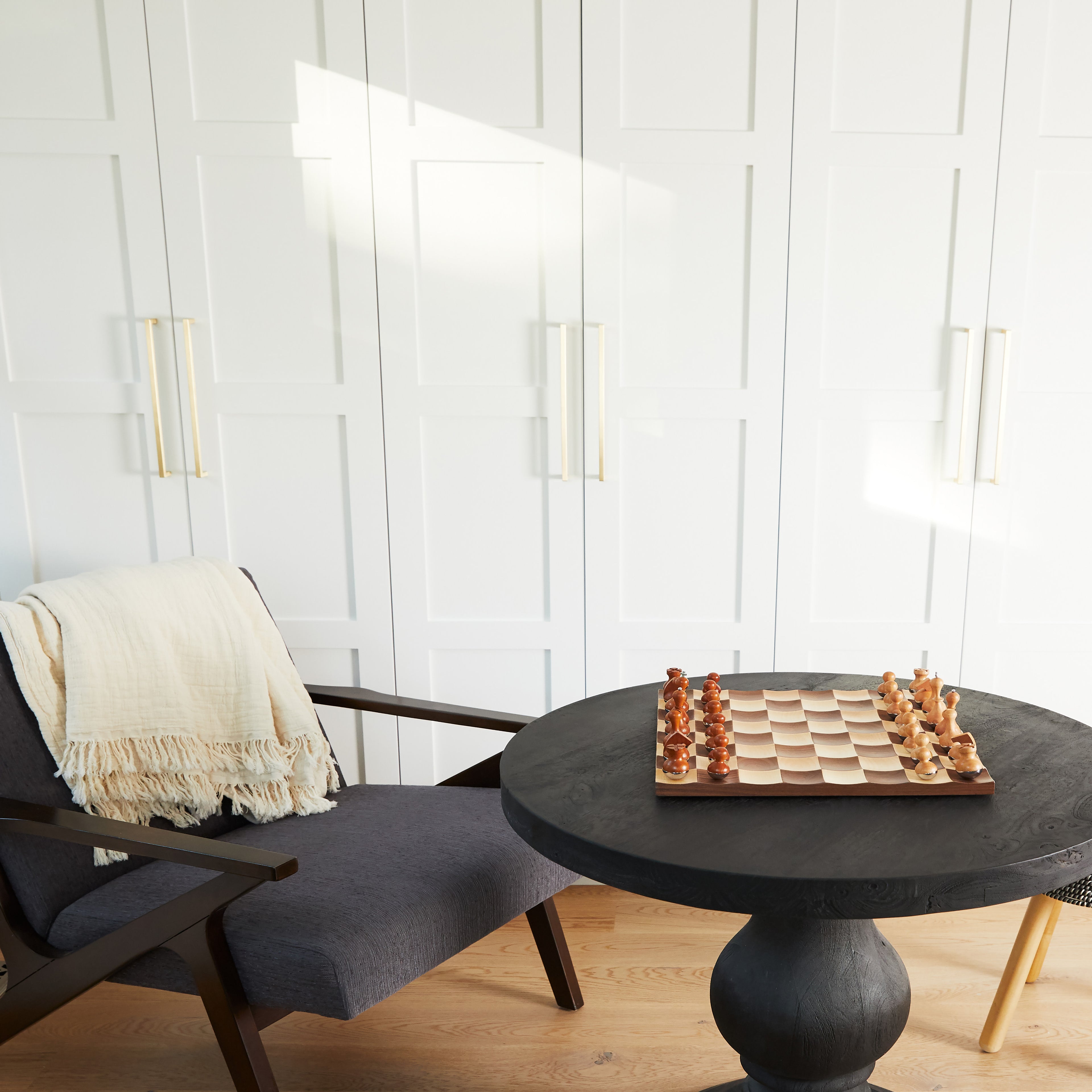 Umbra Wobble Chess Set Maple &amp; Walnut