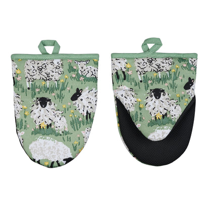 Ulster Weavers Woolly Sheep Microwave Mitts 2pcs Set Green