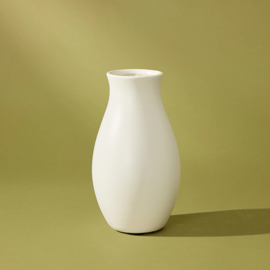 Atlas Vessel | White - 30cm