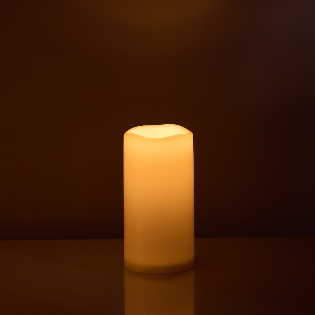Rogue Elaris Solar Candle White