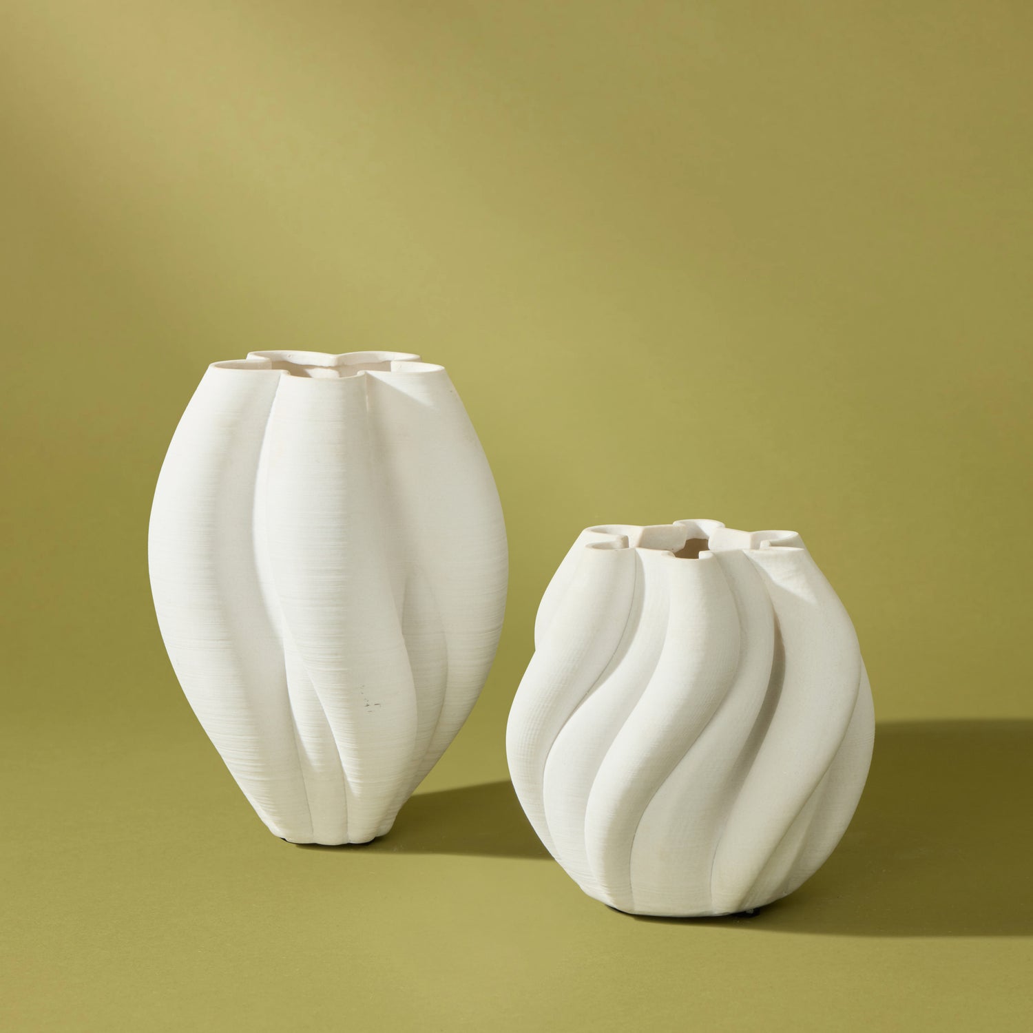 Celine Vessel | White - 23cm