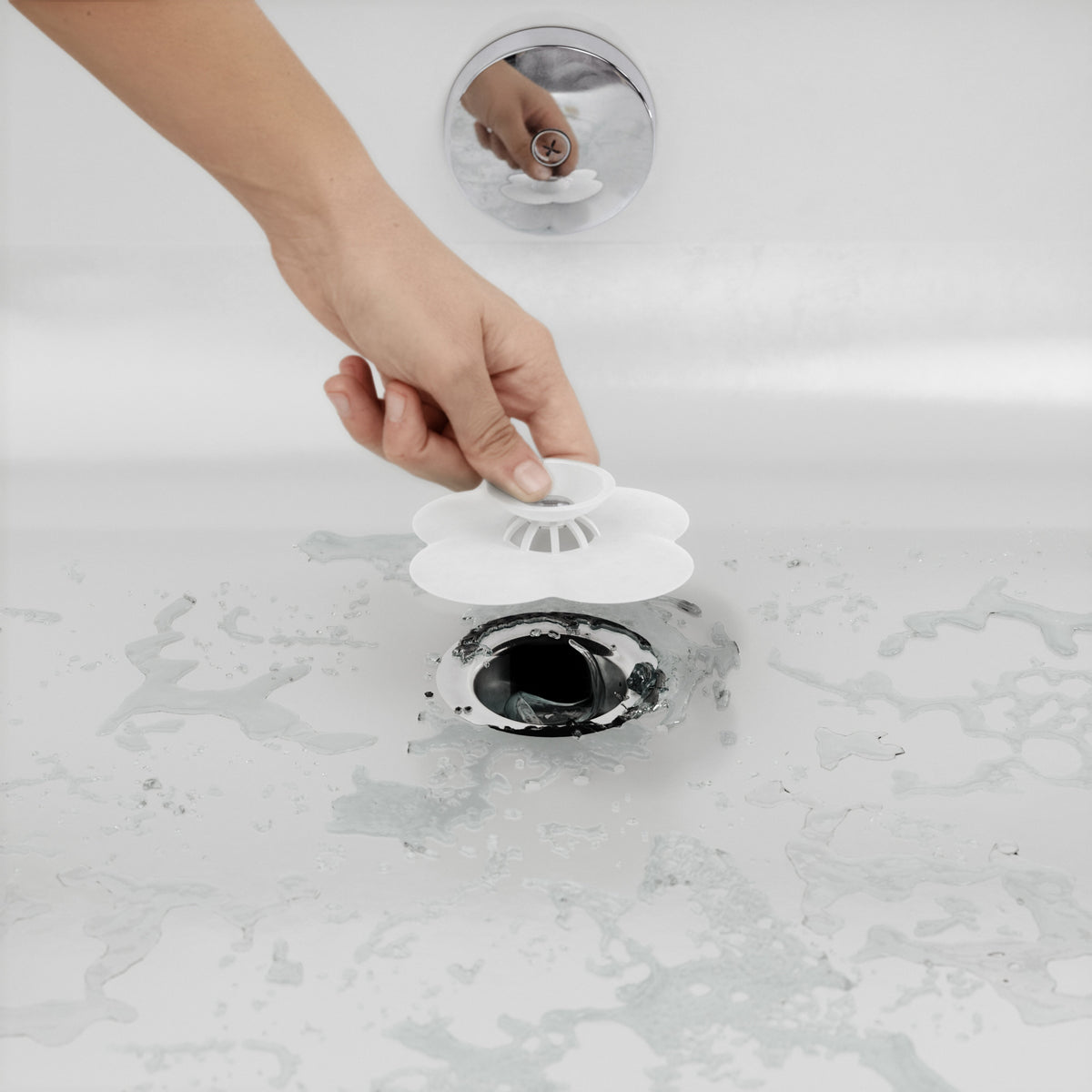 Umbra Bloom Drain Stop &amp; Hair Catcher White
