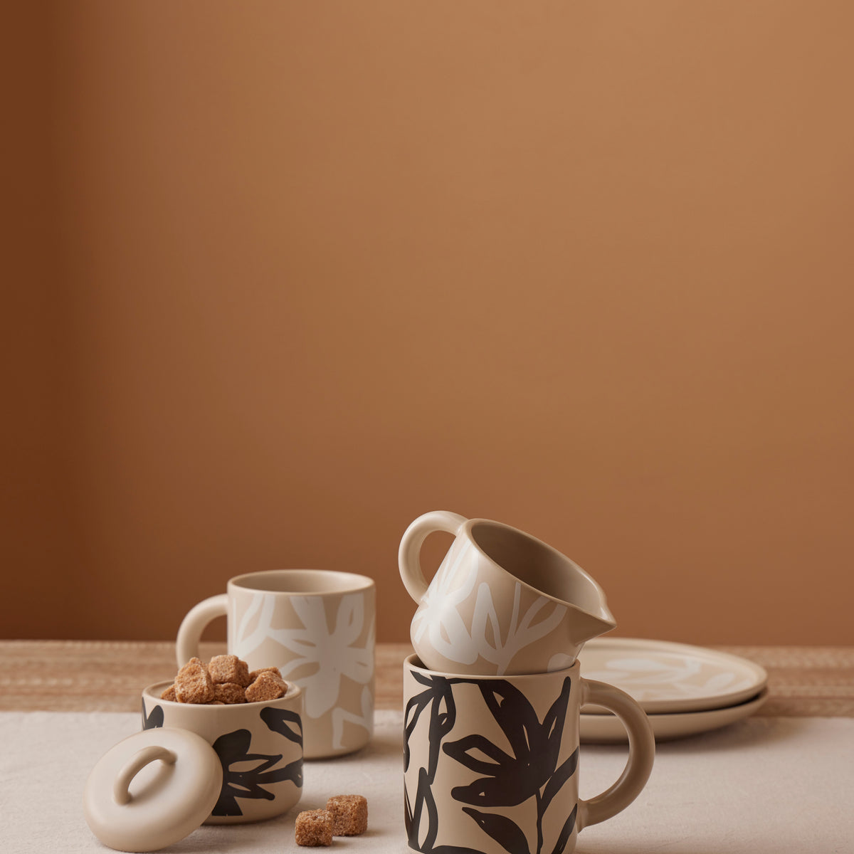 Leaf &amp; Bean Freya Mug &amp; Side Plate 2pcs Set Oat &amp; Black