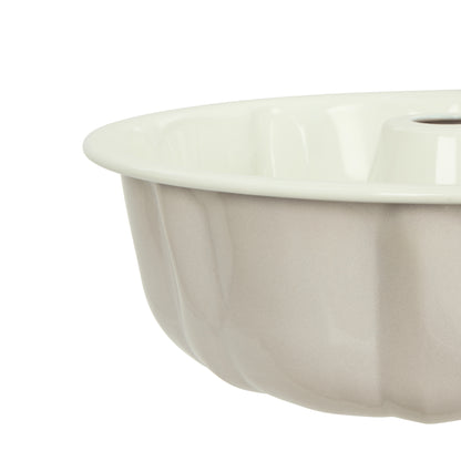 Davis &amp; Waddell Daylesford Enamel Bundt Pan Cream