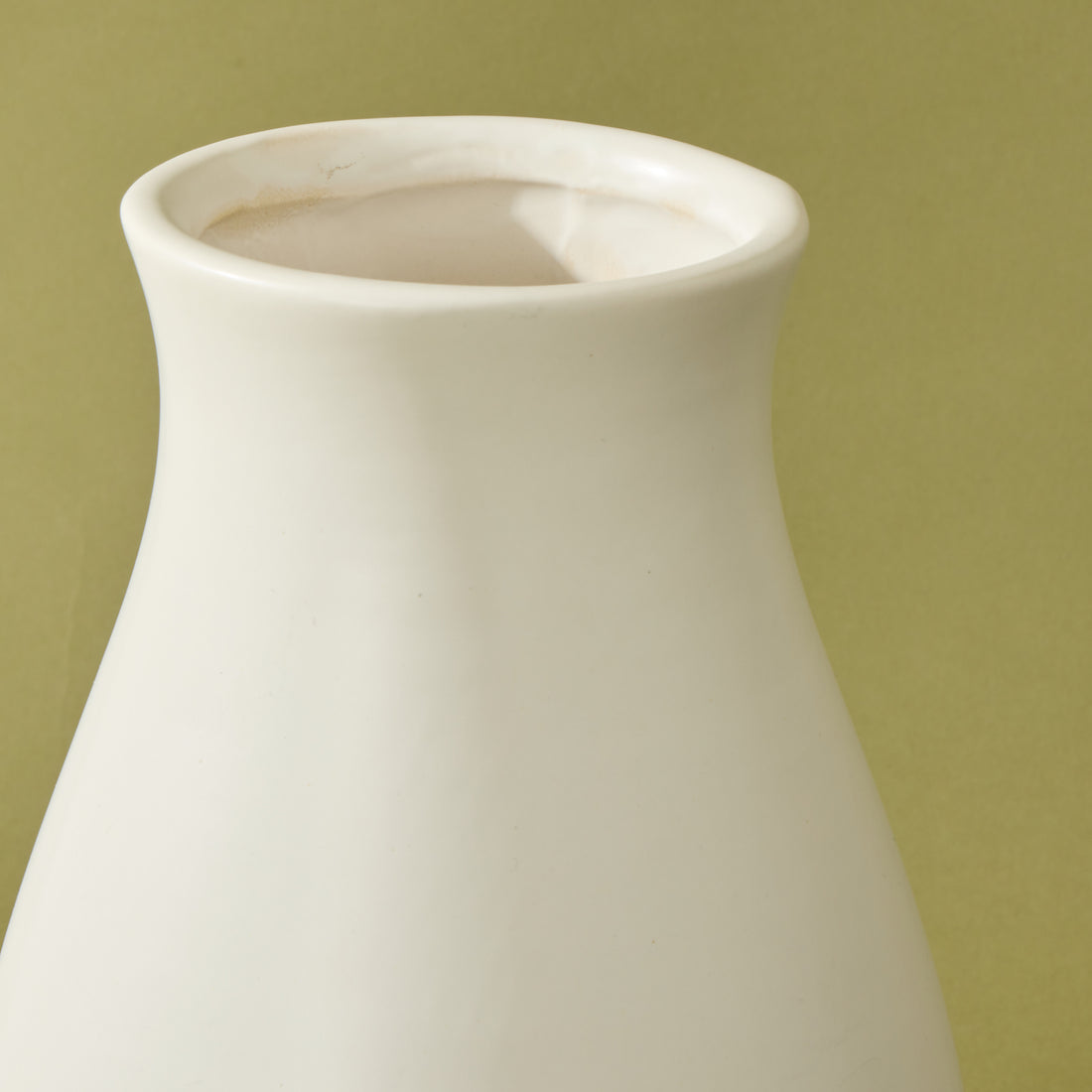 Atlas Vessel | White - 30cm