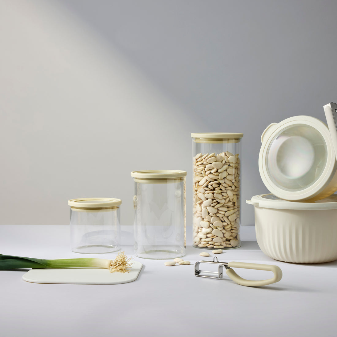 SVNA Glass Canister 4pcs Set Cream