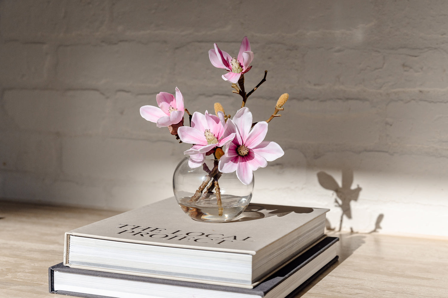 Faux Mini Magnolia - Sphere Vase | Pink - 16cm