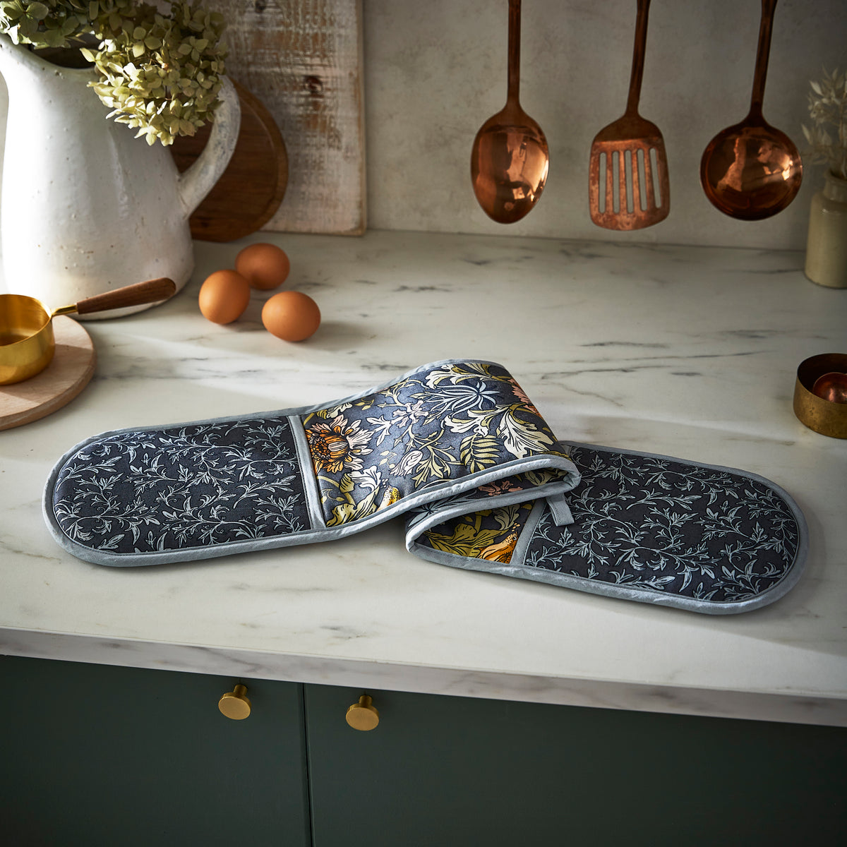 Ulster Weavers Finch &amp; Flower Double Oven Glove Multi-Coloured