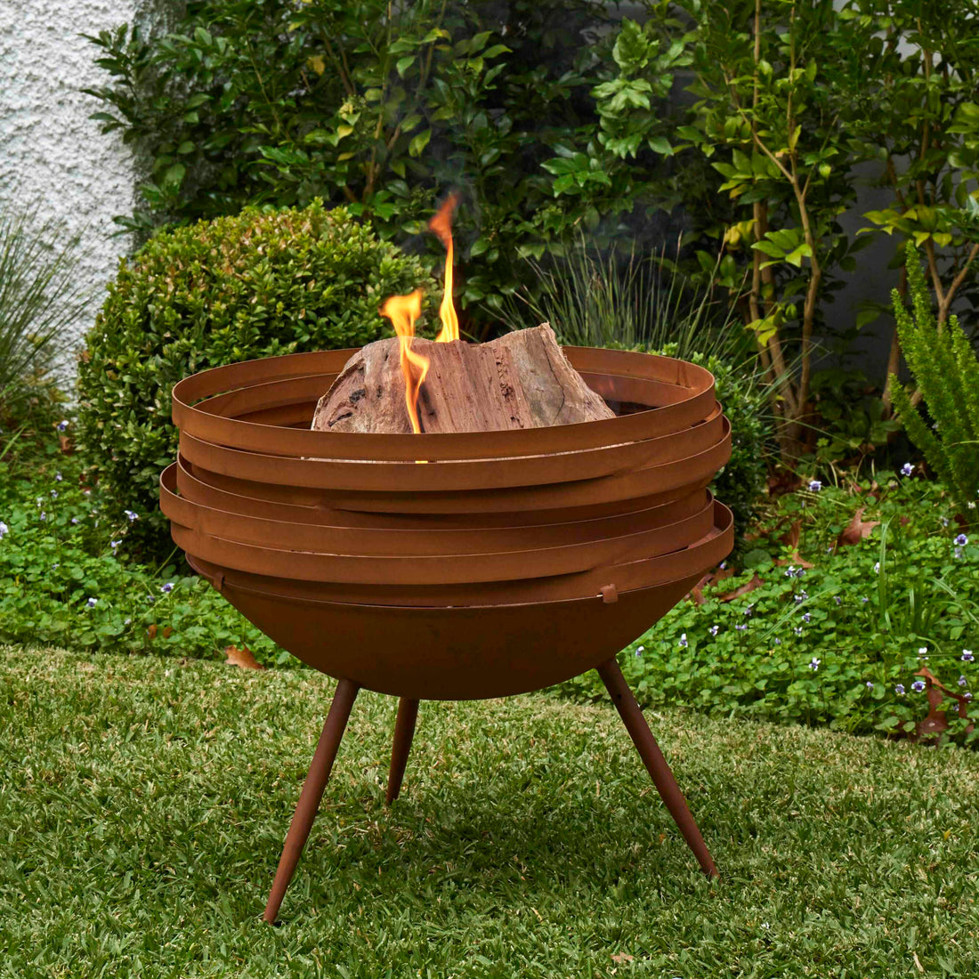 Rogue Horizon Fire Pit with Grill Rust