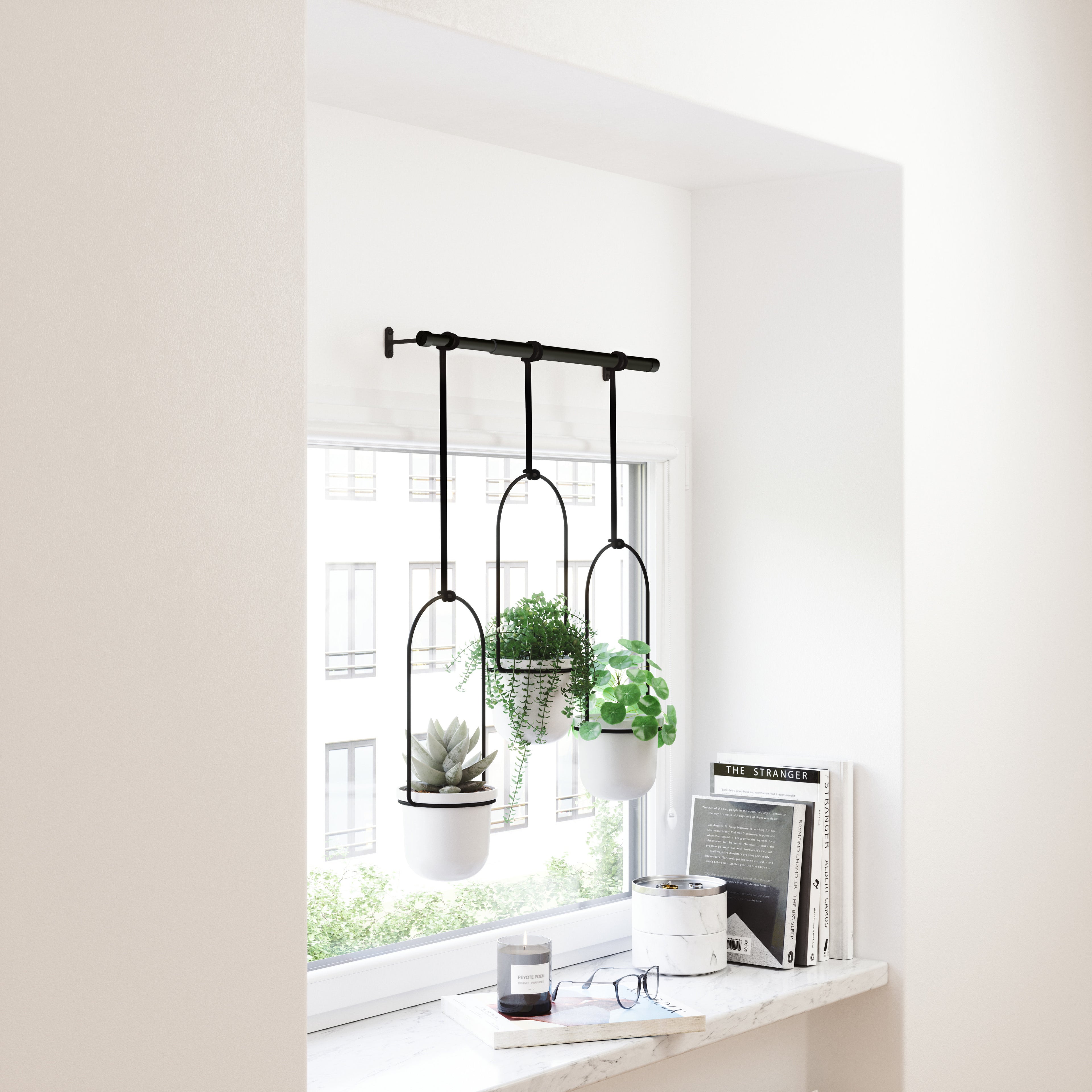 Umbra Triflora Hanging Planter White &amp; Black
