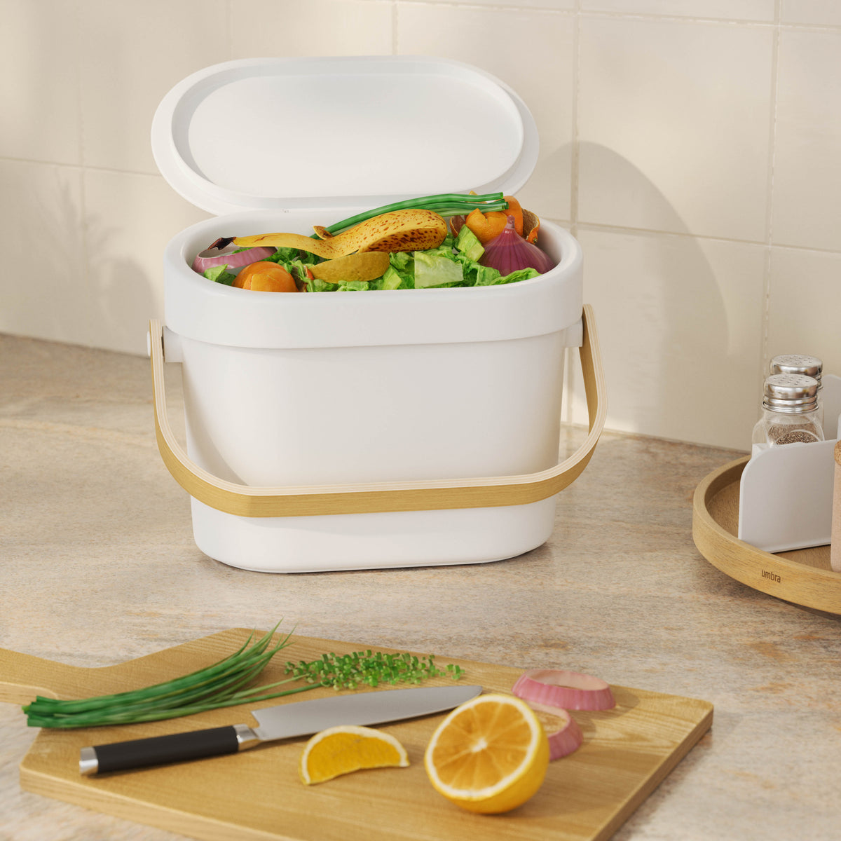 Umbra Bellwood Compost Bin White &amp; Natural