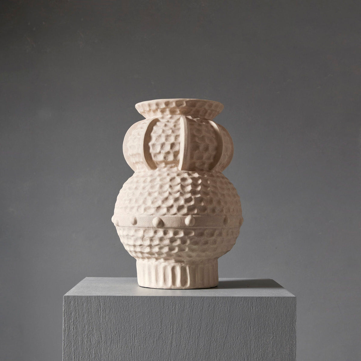 Grand Designs Rio Vase Off White