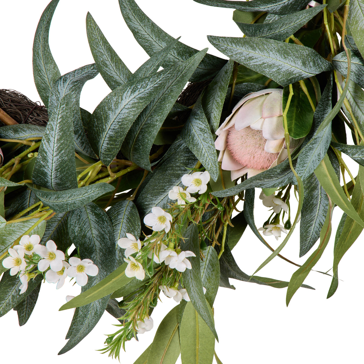 Rogue Pitaya Eucalyptus Wreath Cream &amp; Green