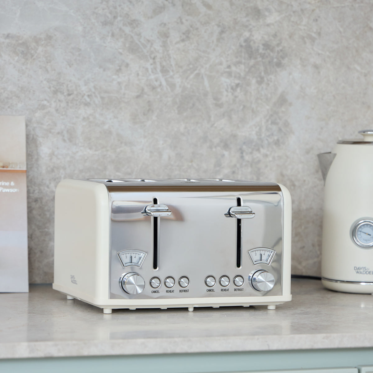 Davis &amp; Waddell Newbury Vintage 4 Slice Toaster Cream